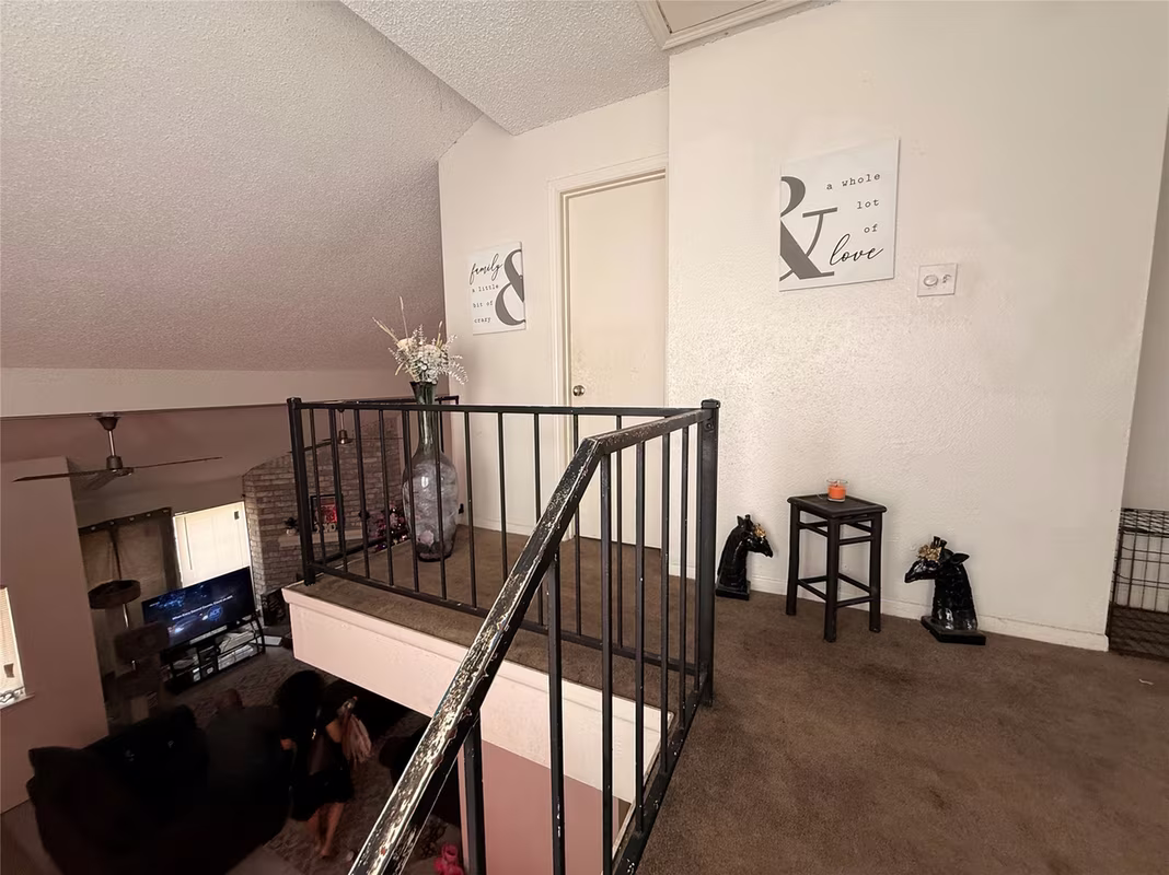 Photo 6 of 5747 Easthampton D, Houston, TX