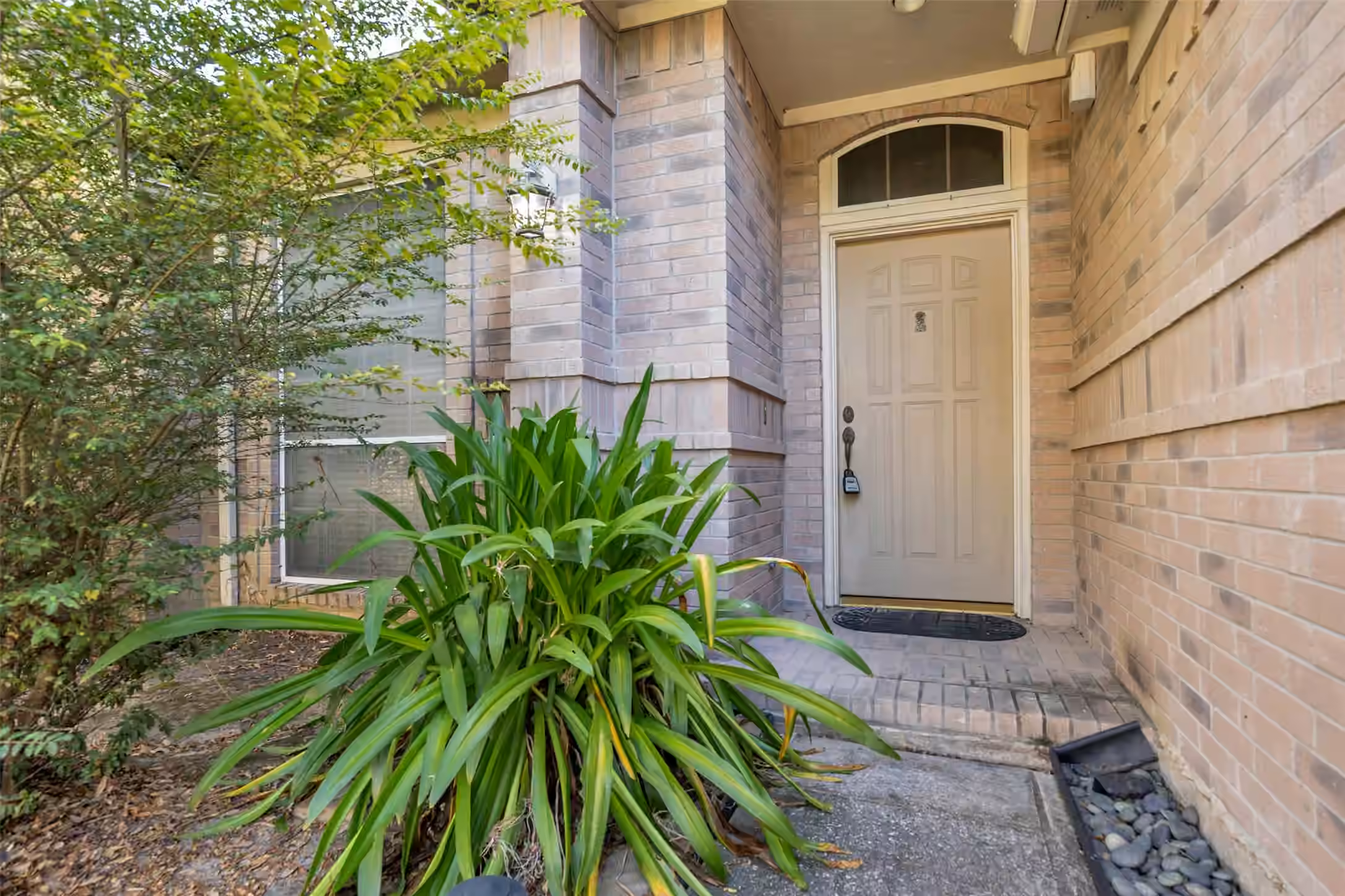 Photo 4 of 8122 Perch, Baytown, TX