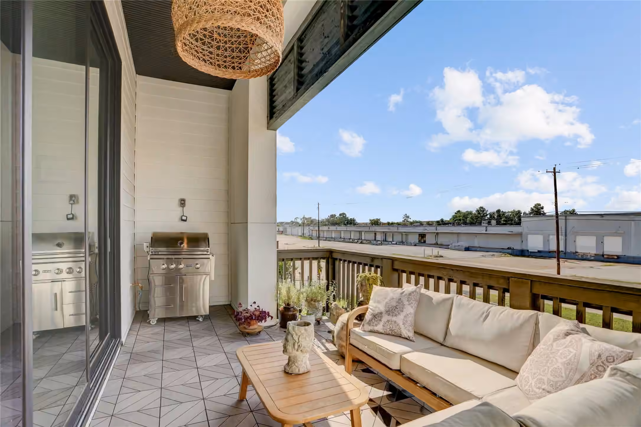 Photo 6 of 3317 W 11th Street, Houston, TX