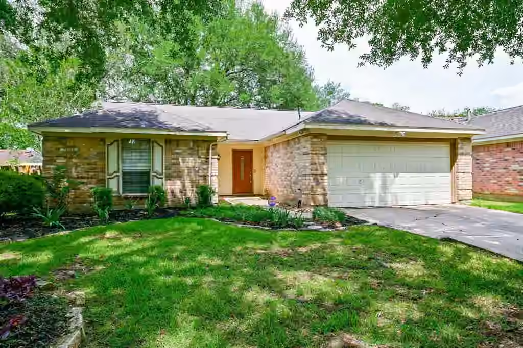 Photo of 4011 Issacks Way, Sugar Land, TX 77479