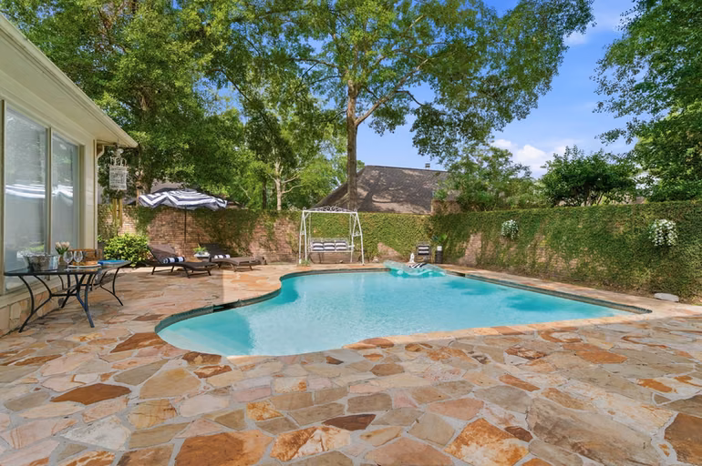 Photo 4 of 901 Longmire Road 56, Conroe, TX