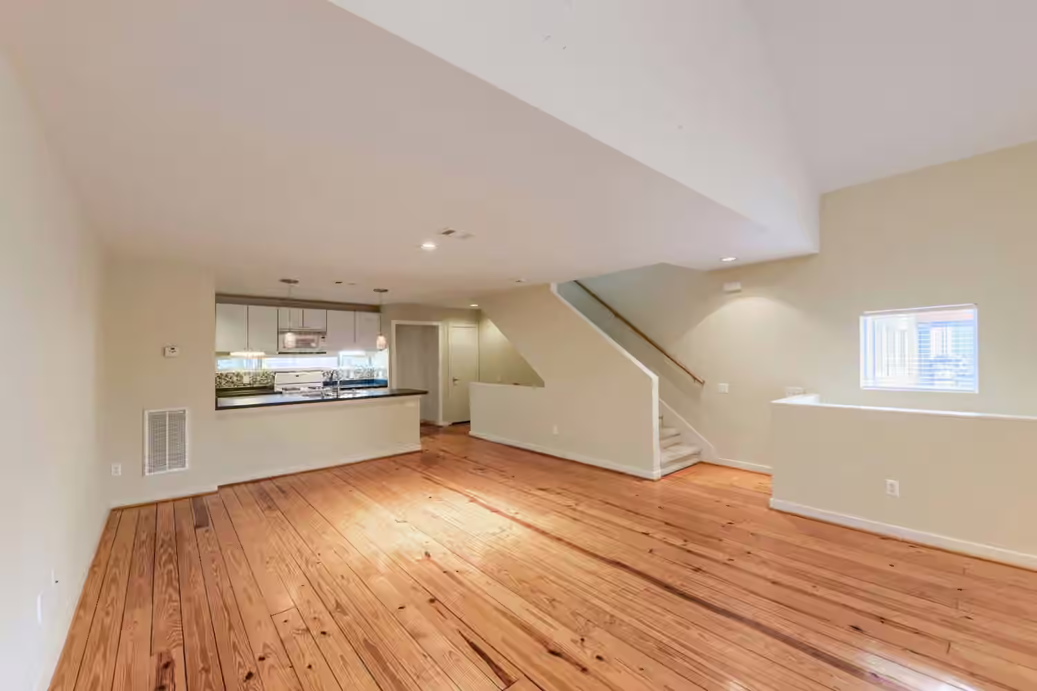 Photo 5 of 905 Andrews Street, Houston, TX