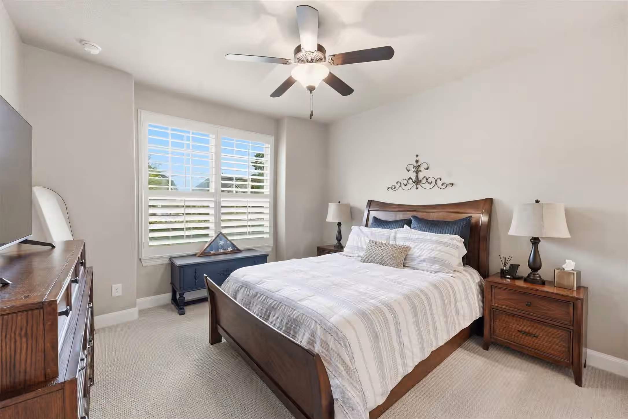 Photo 2 of 210 Fox Squirrel Court, Pinehurst, TX