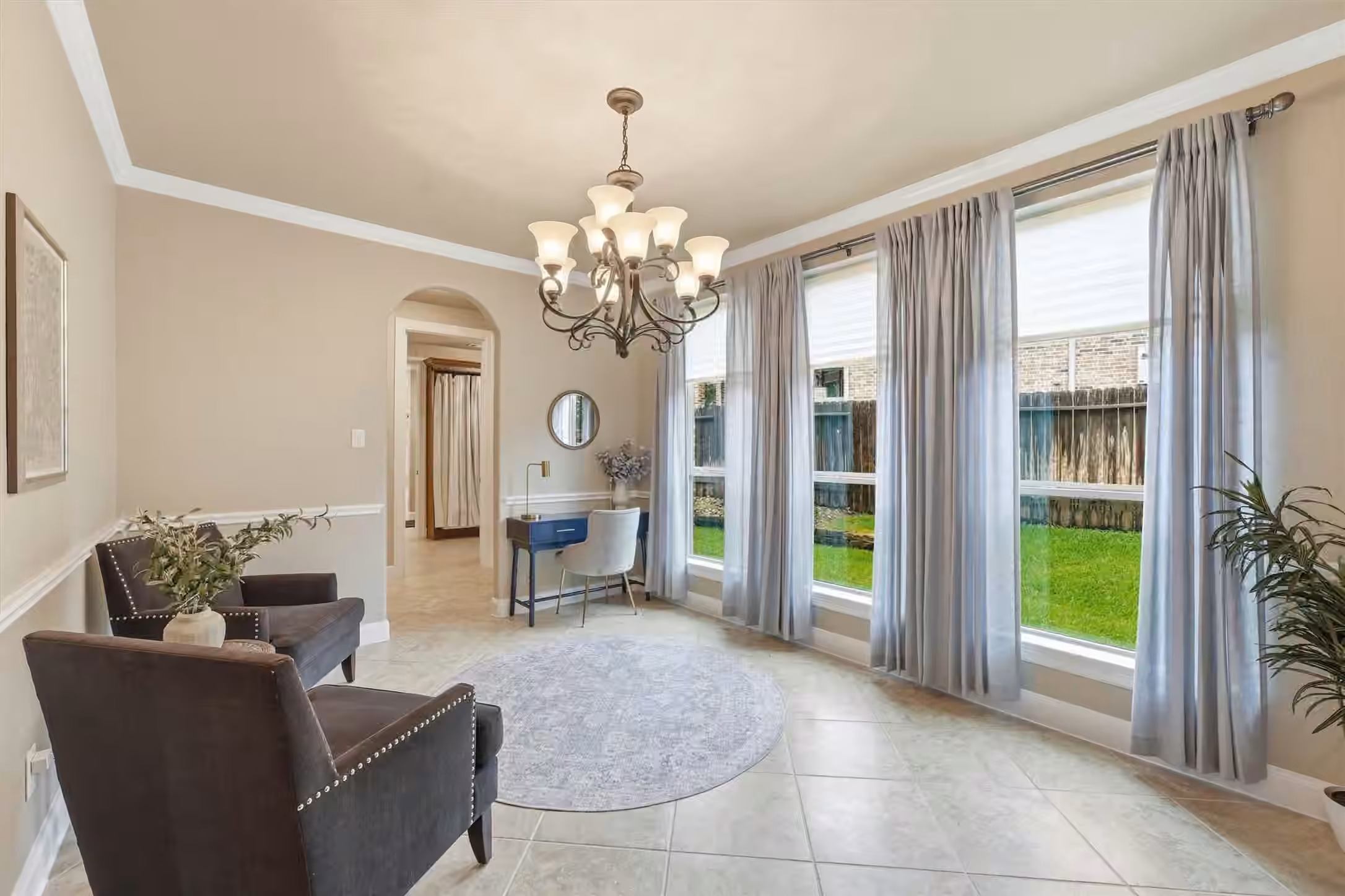 Photo 7 of 210 Fox Squirrel Court, Pinehurst, TX