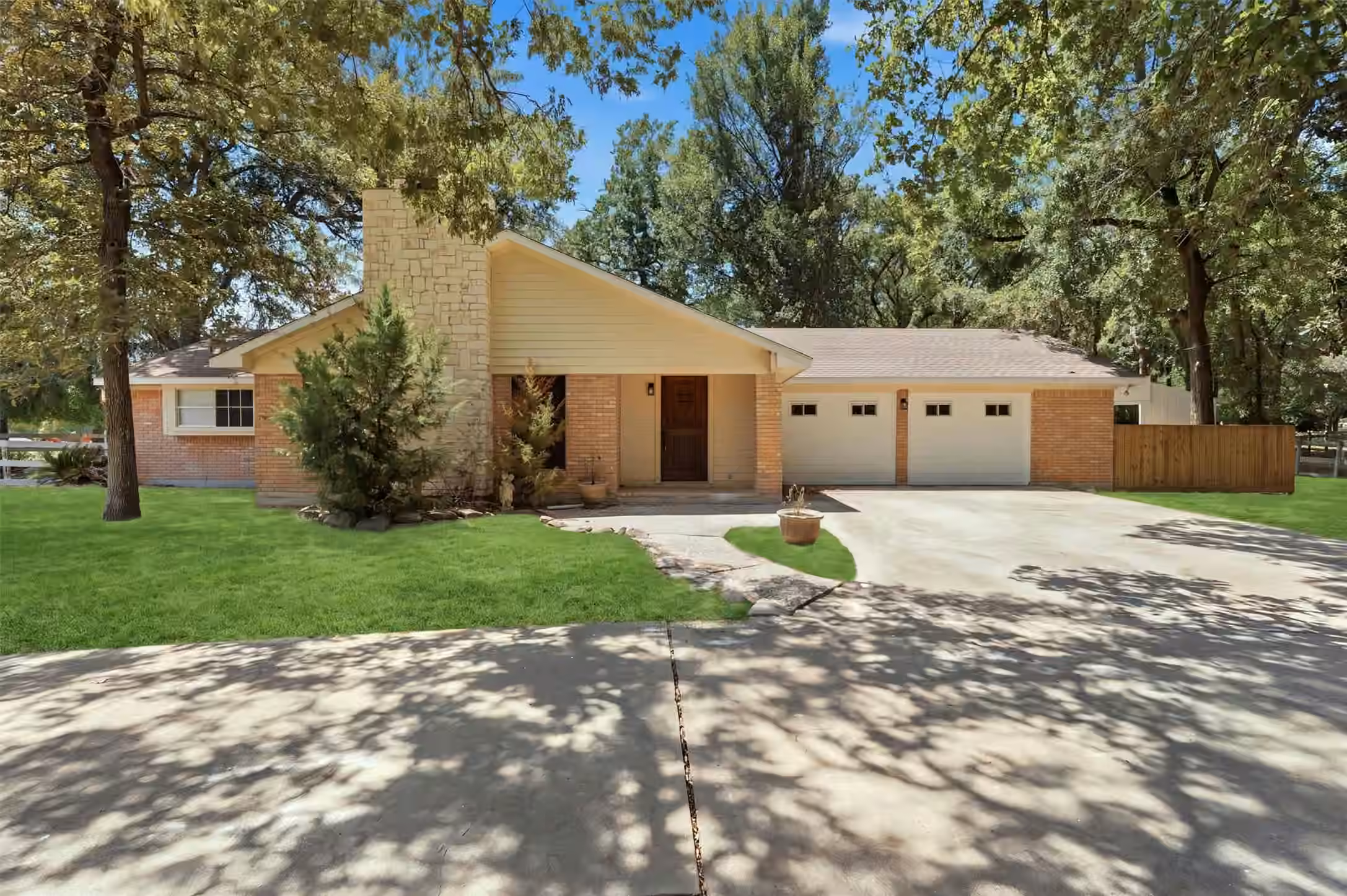 Photo of 21927 Allyson Road, Magnolia, TX 77354