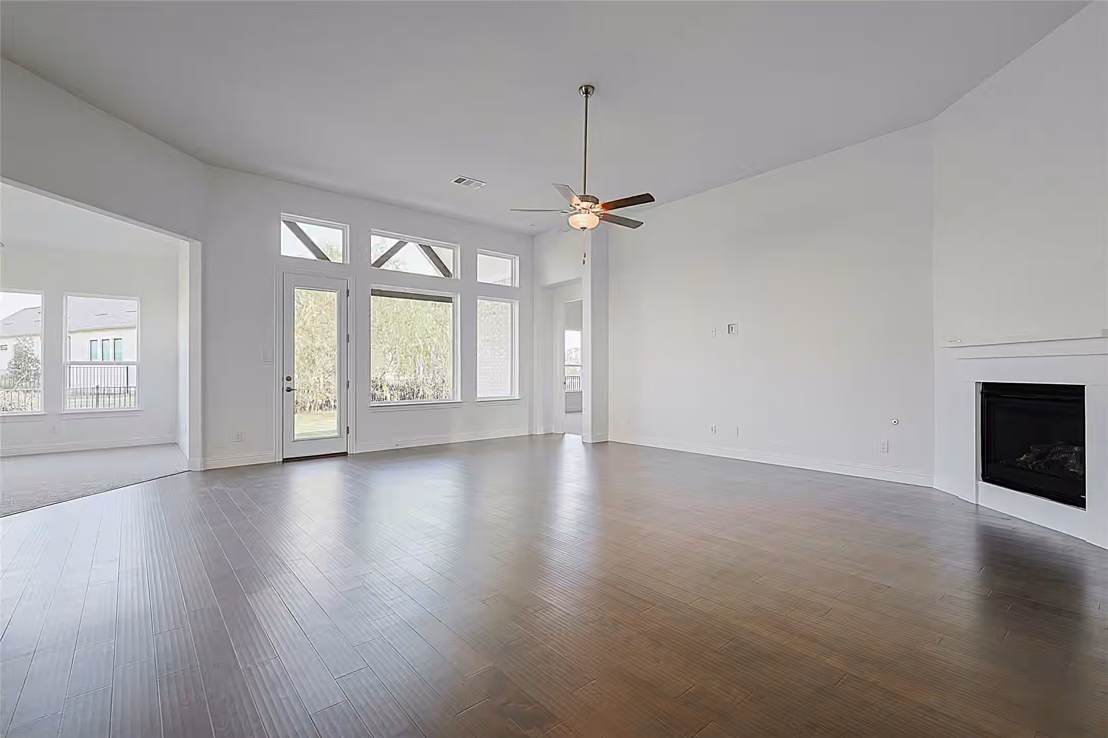 Photo 6 of 3031 Matador Ranch Trail, Crosby, TX