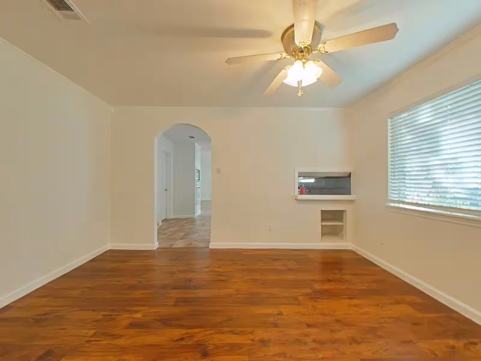 Photo 7 of 8815 Kerr Drive, Tomball, TX