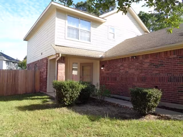 Photo 2 of 1615 Redbud Grove Court, Conroe, TX