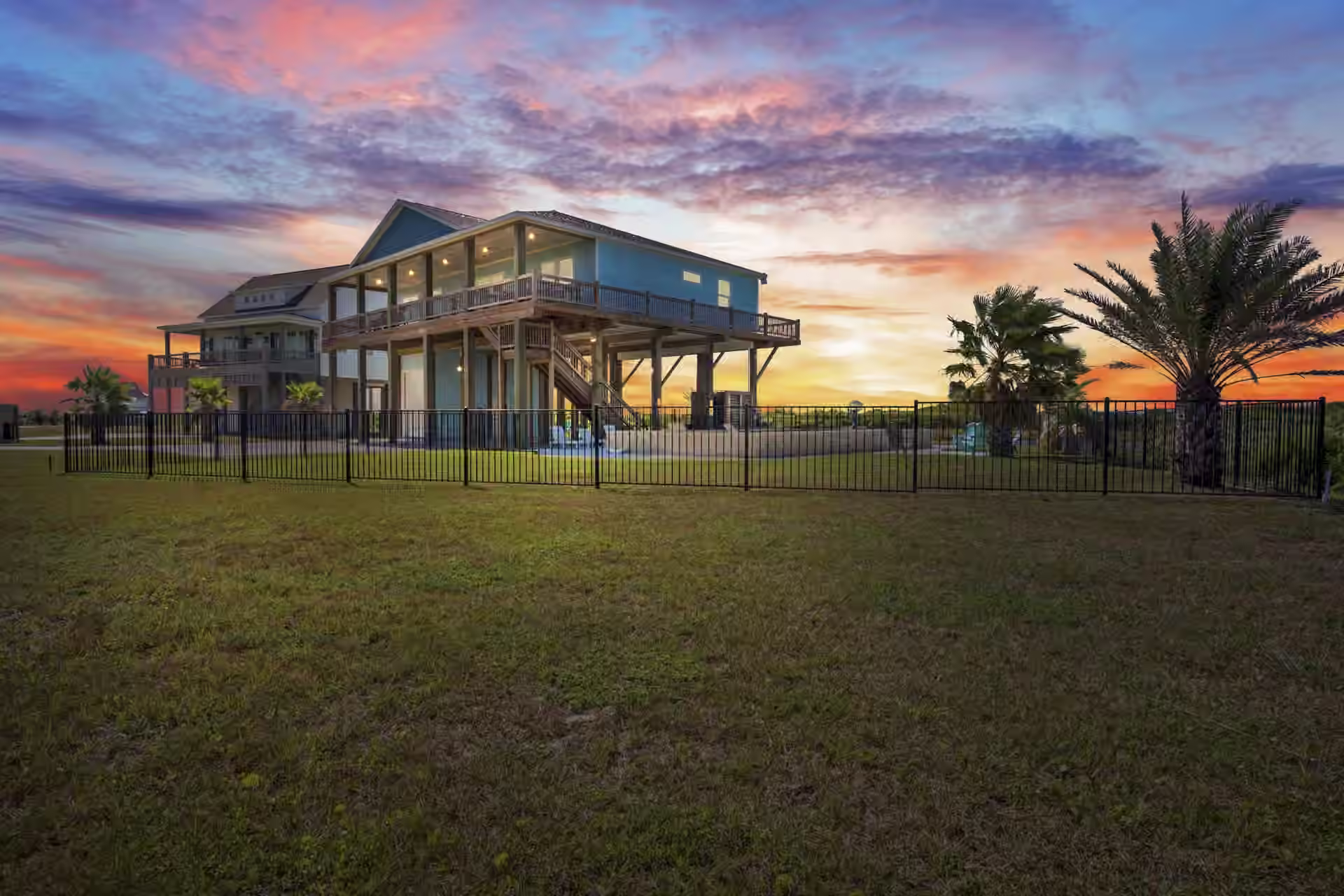 Photo 4 of 708 Colby Court, Port Bolivar, TX