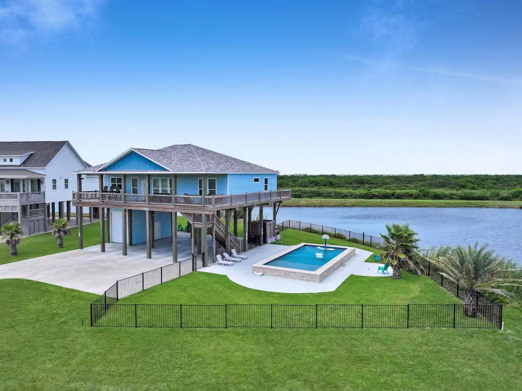 Photo 5 of 708 Colby Court, Port Bolivar, TX
