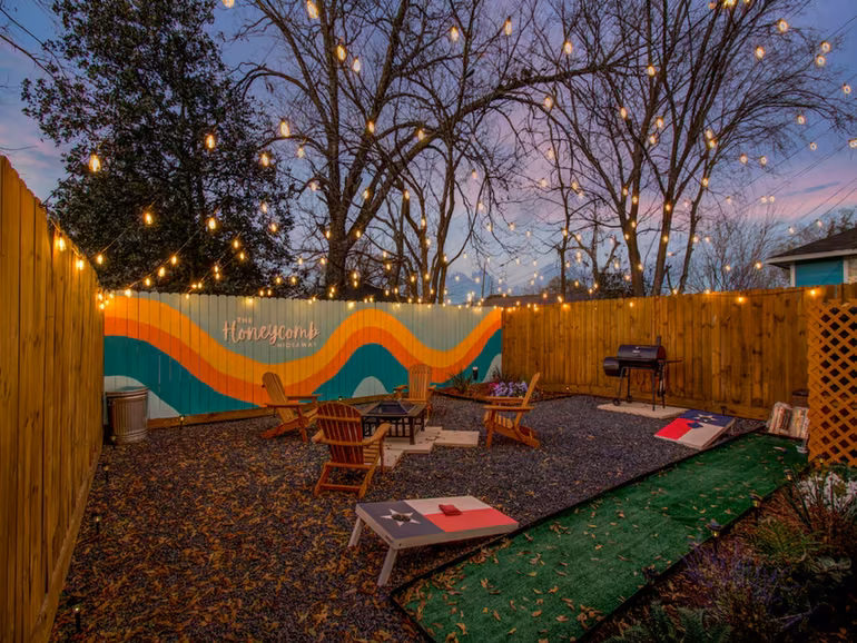 Photo 3 of 1415 E 31st Street, Houston, TX