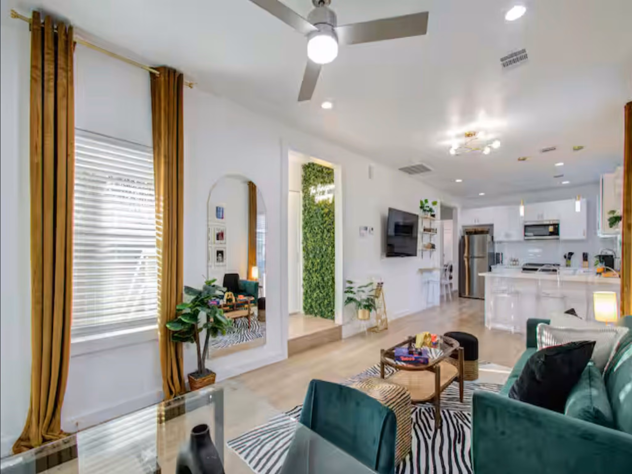 Photo 5 of 1415 E 31st Street, Houston, TX
