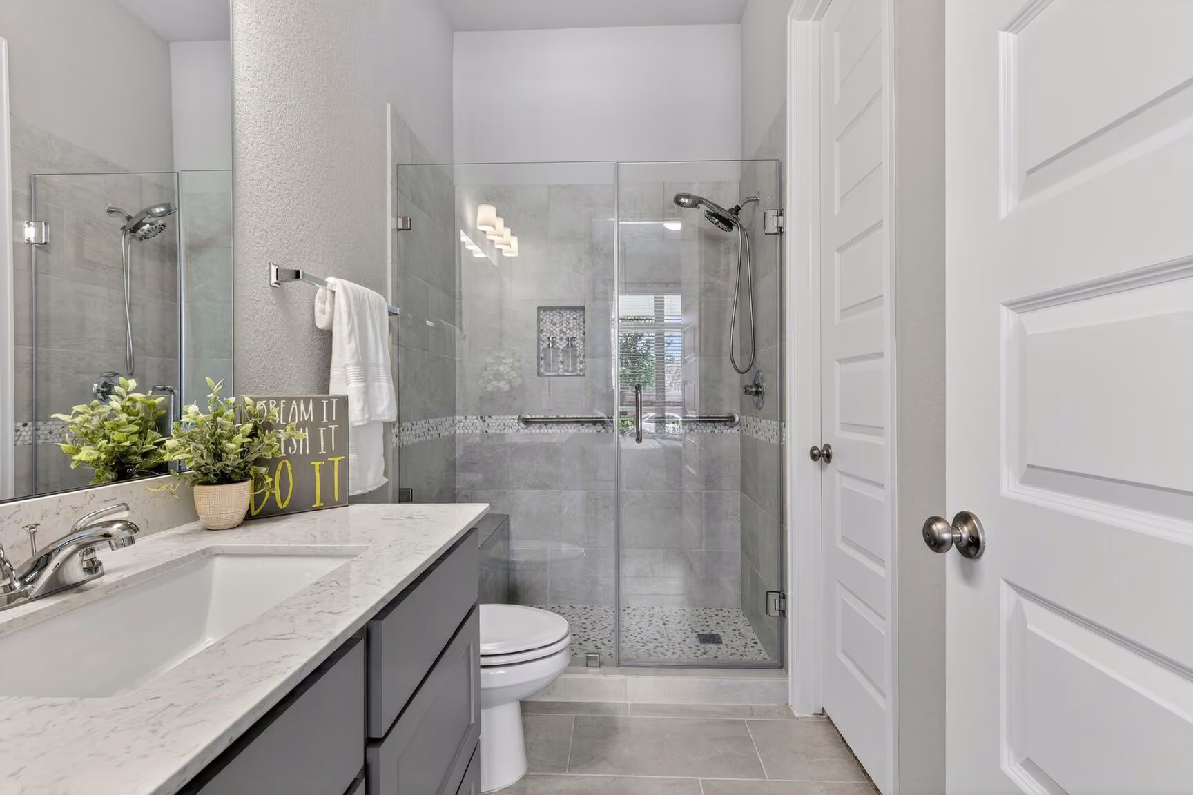 Photo 6 of 11231 Burgus Farm Road, Humble, TX