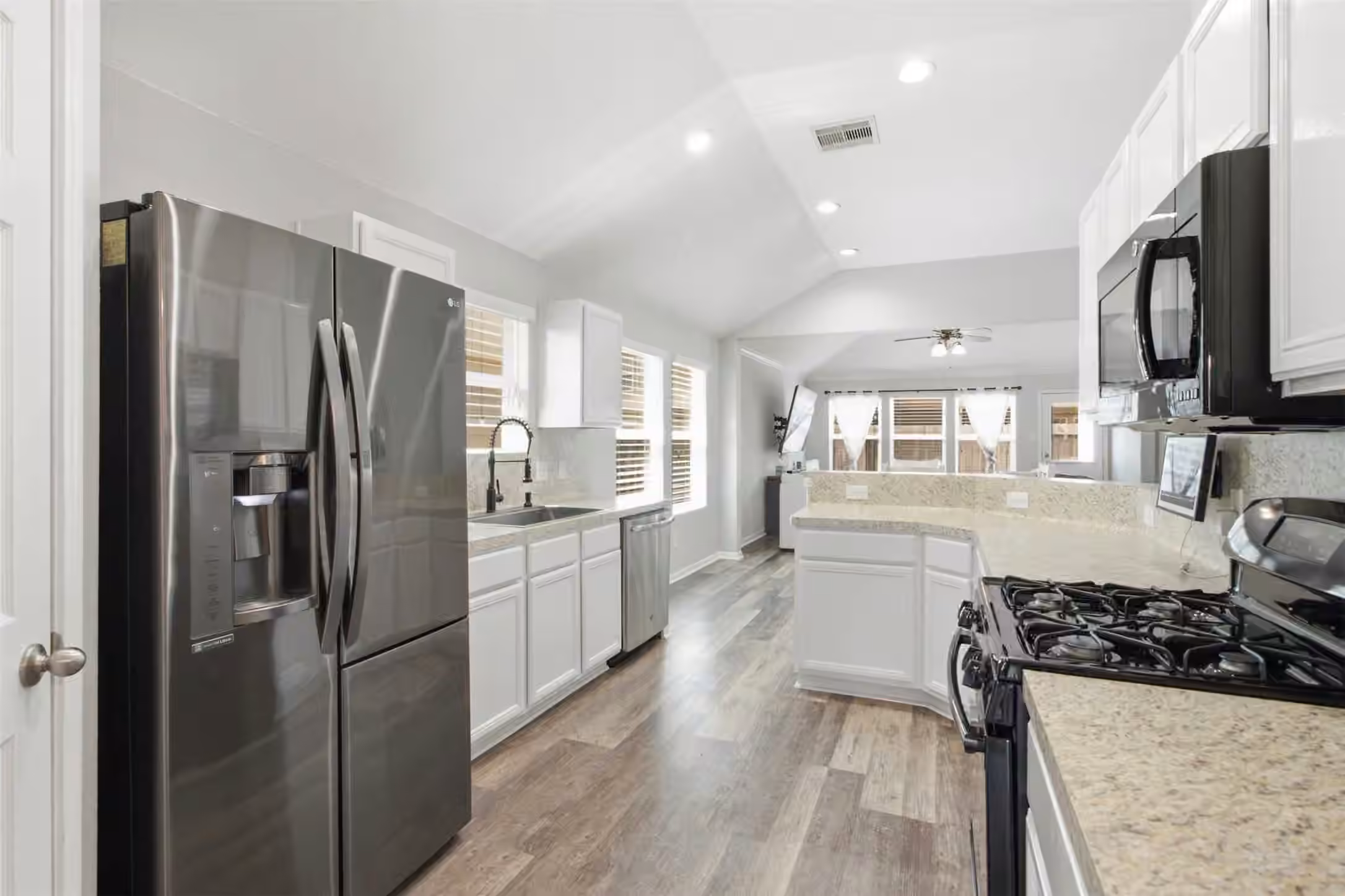 Photo of 9951 Chimney Swift Lane, Conroe, TX 77385