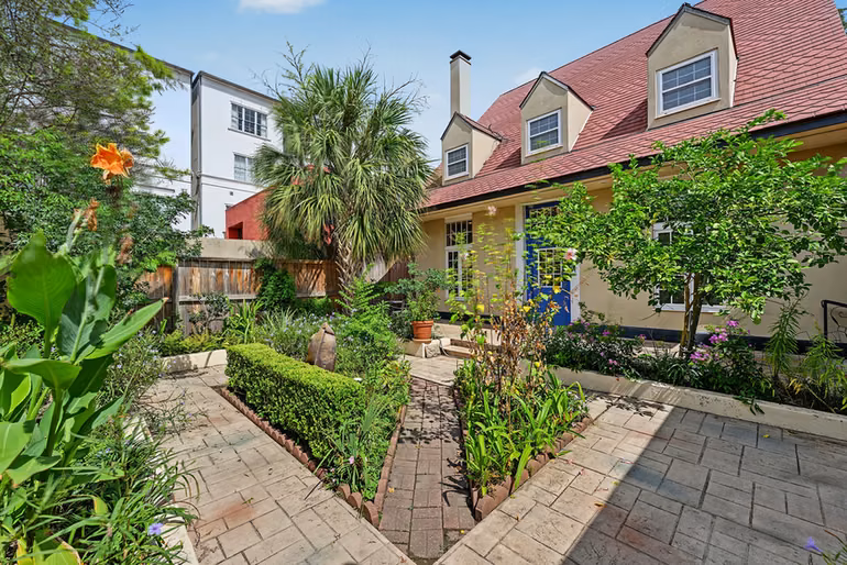 Photo 6 of 1990 W Clay Street, Houston, TX