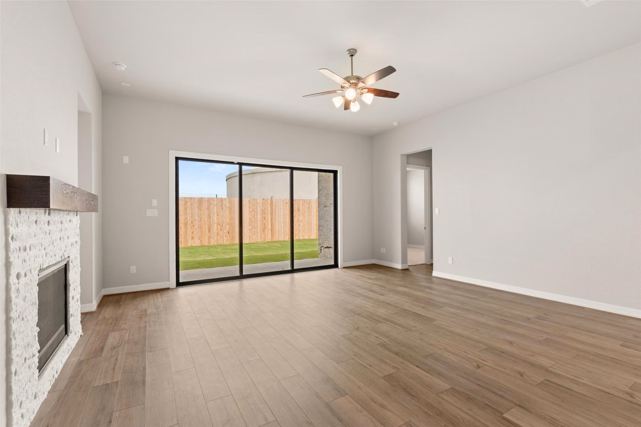 Photo 5 of 30906 Pigeon Valley Drive, Waller, TX