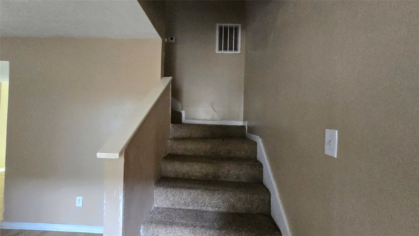 Photo 6 of 1403 Blalock Road 14, Houston, TX