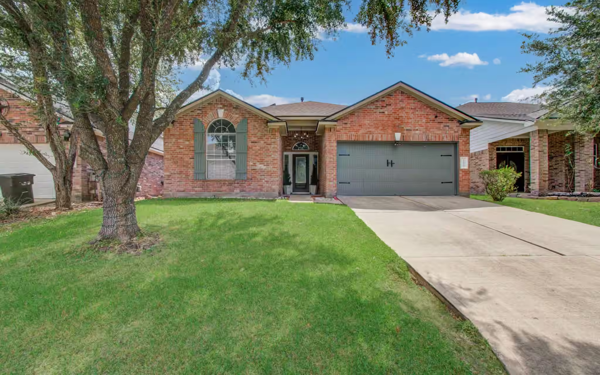 Photo 2 of 23539 Maple Vista Lane, Spring, TX