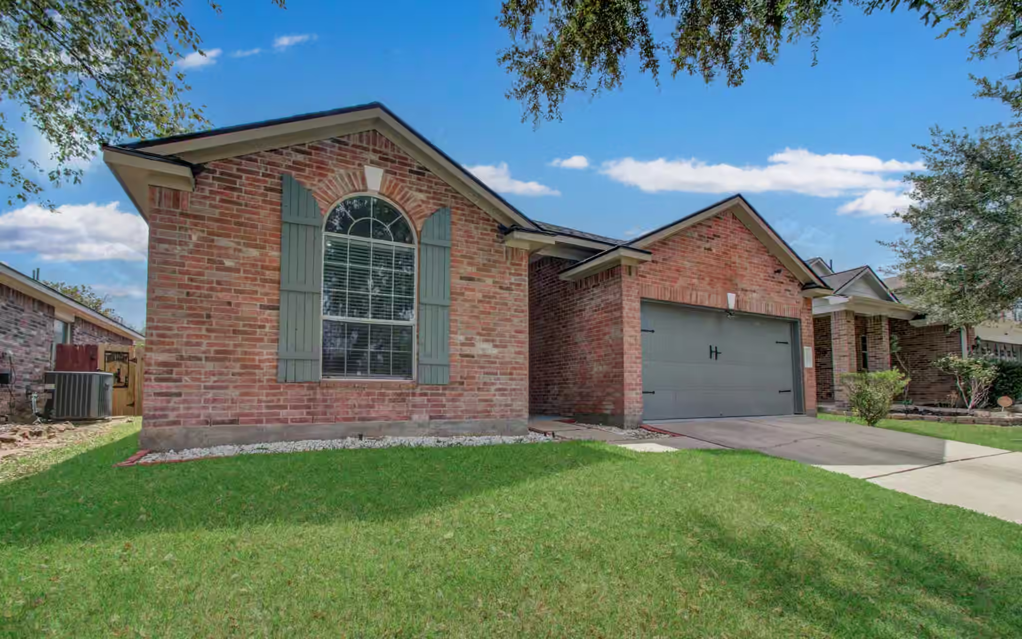 Photo 4 of 23539 Maple Vista Lane, Spring, TX