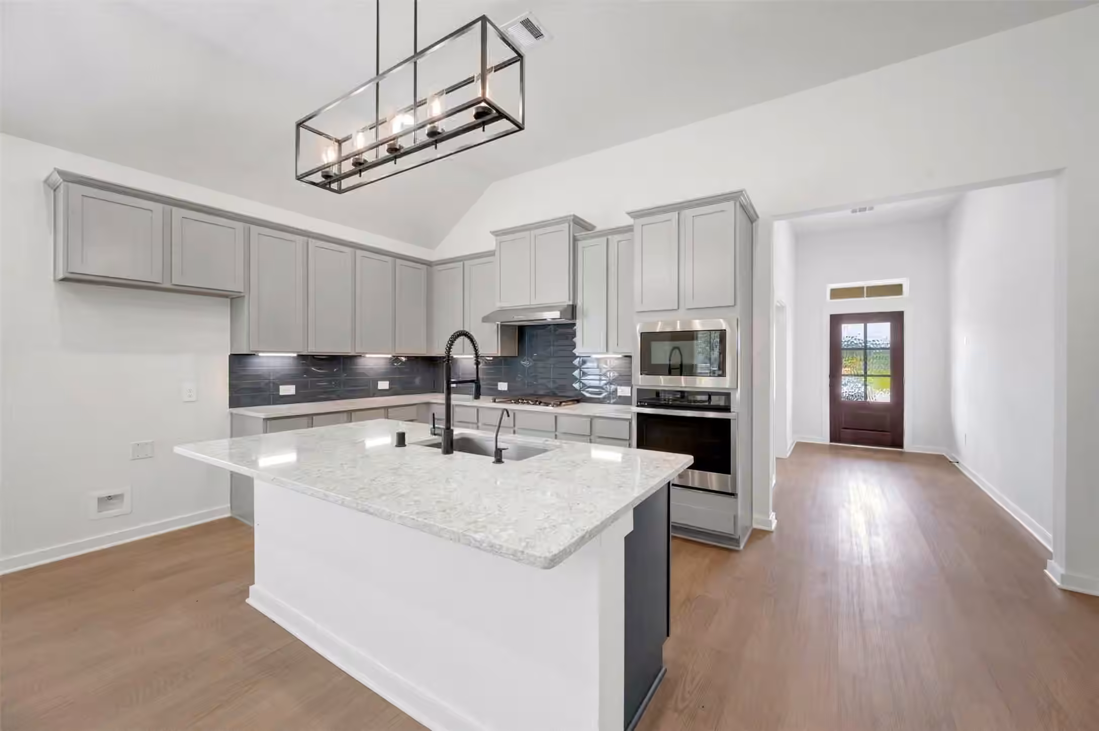 Photo 2 of 16639 Gaines Glen Lane, Montgomery, TX