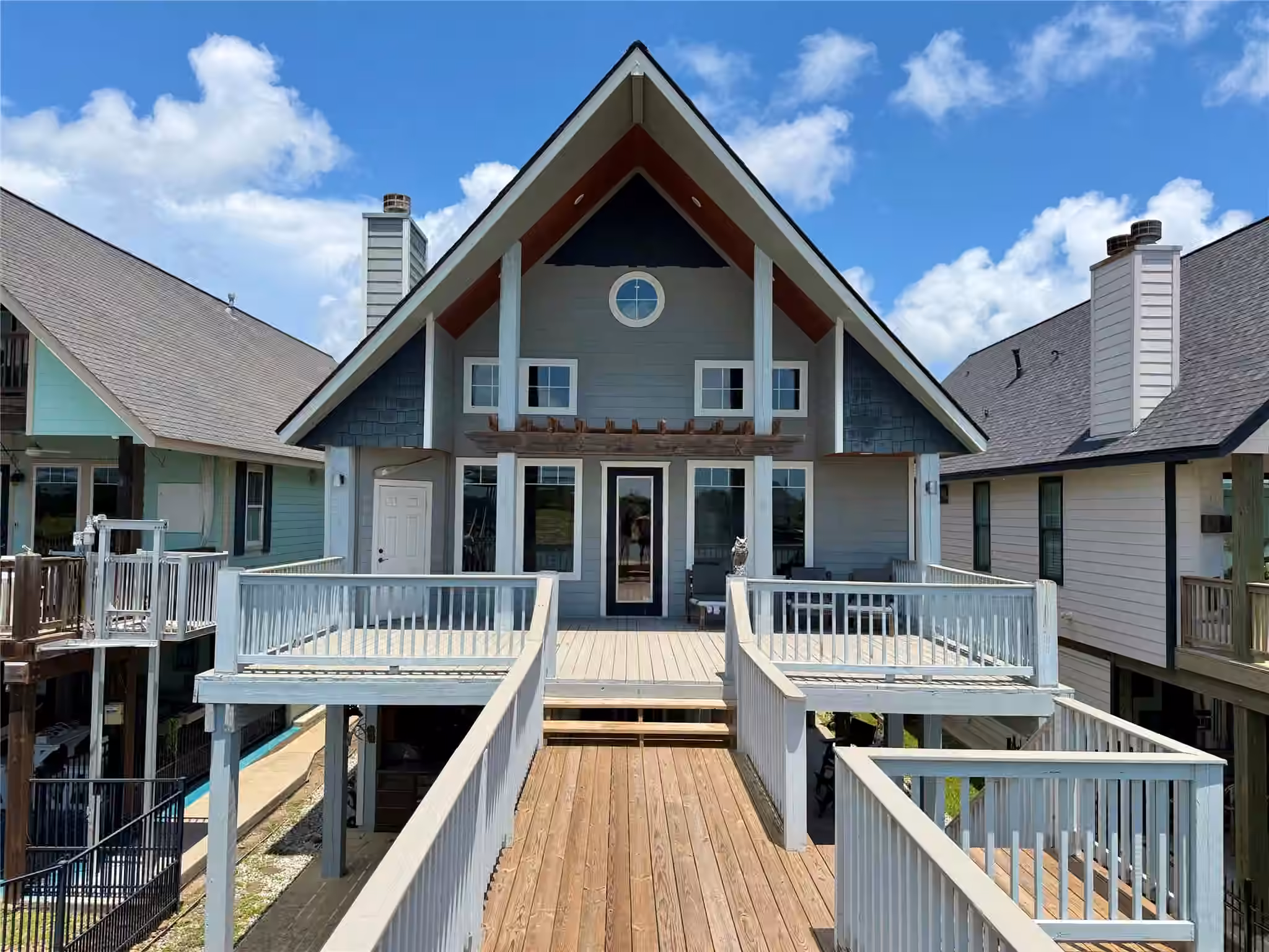 Photo of 217 S Front Street, Freeport, TX 77541