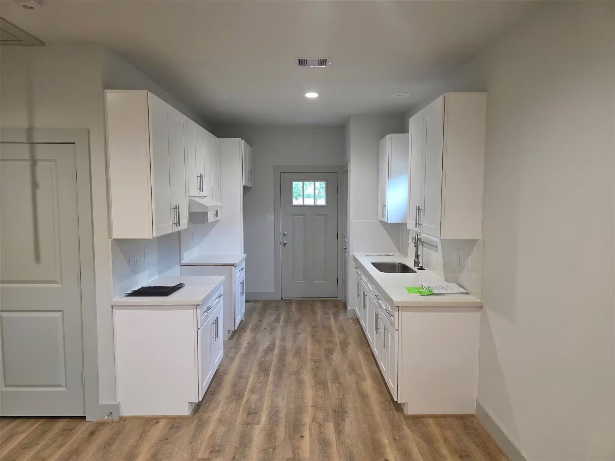 Photo 3 of 3202 McIlhenny Street, Houston, TX