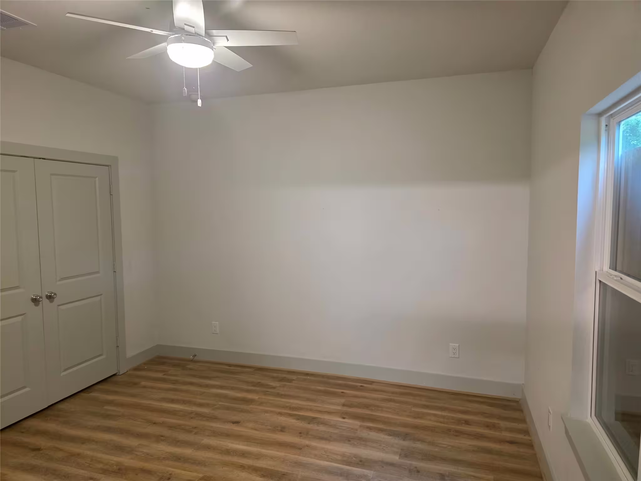 Photo 7 of 3202 McIlhenny Street, Houston, TX