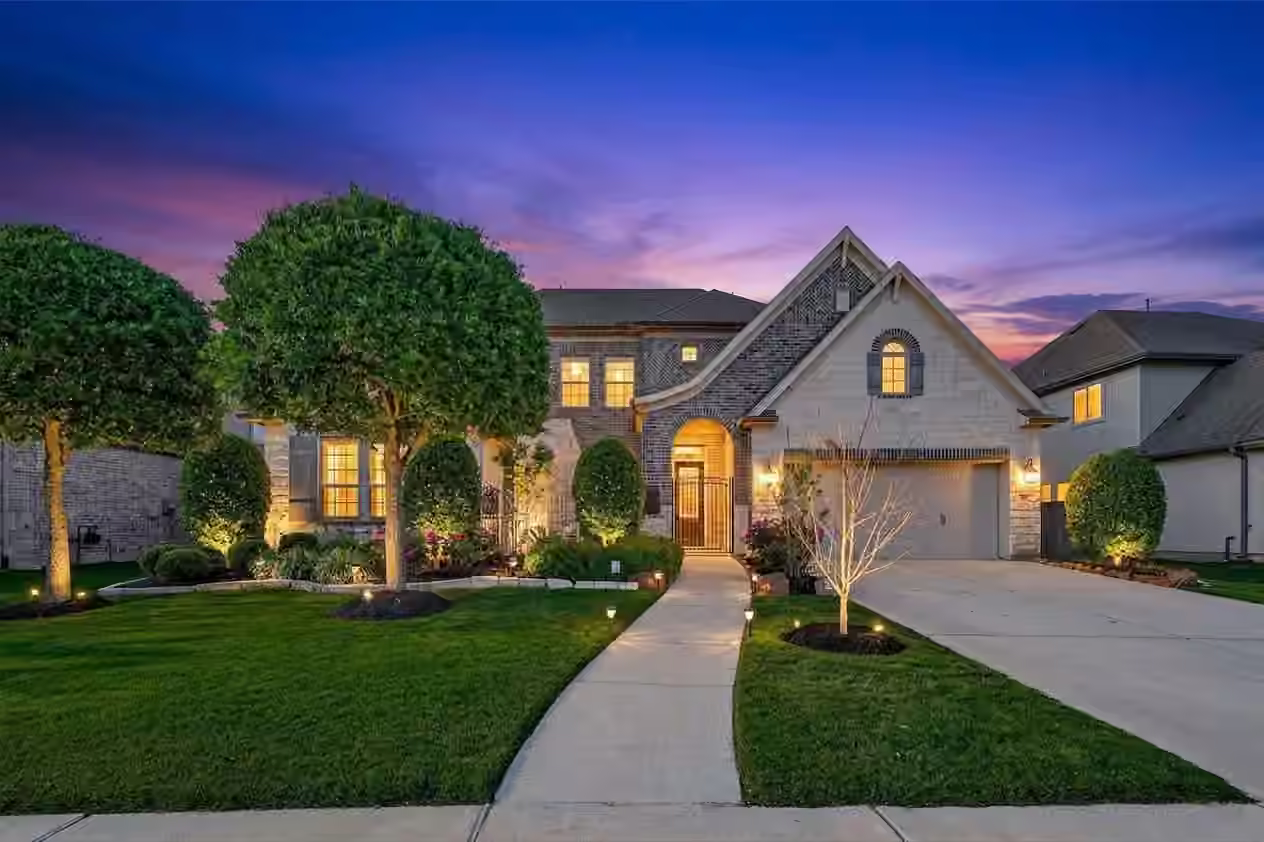 Photo 2 of 718 Sundance Glen Way, Richmond, TX