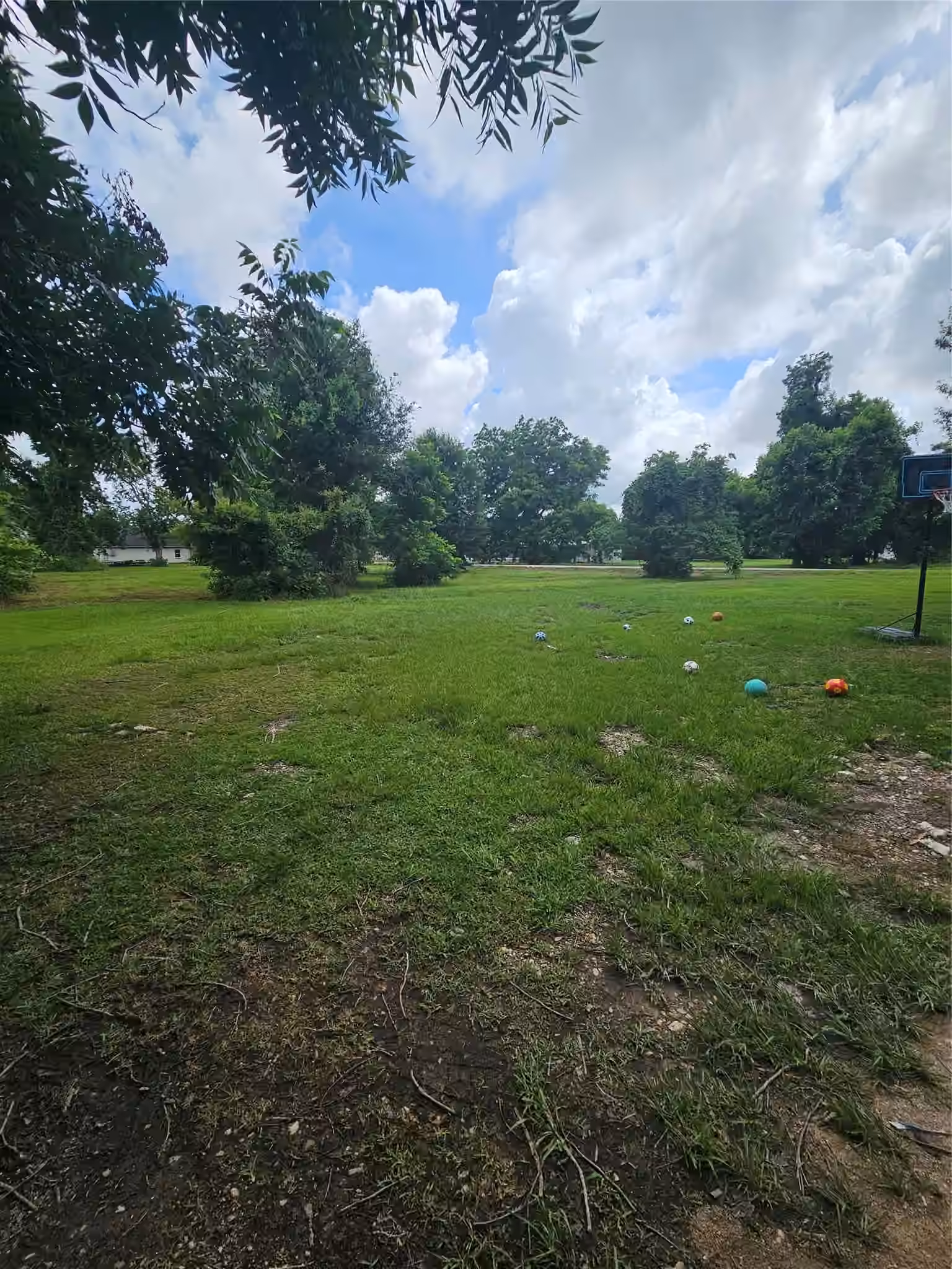 Photo 6 of 405 Velasco Street, Brazoria, TX