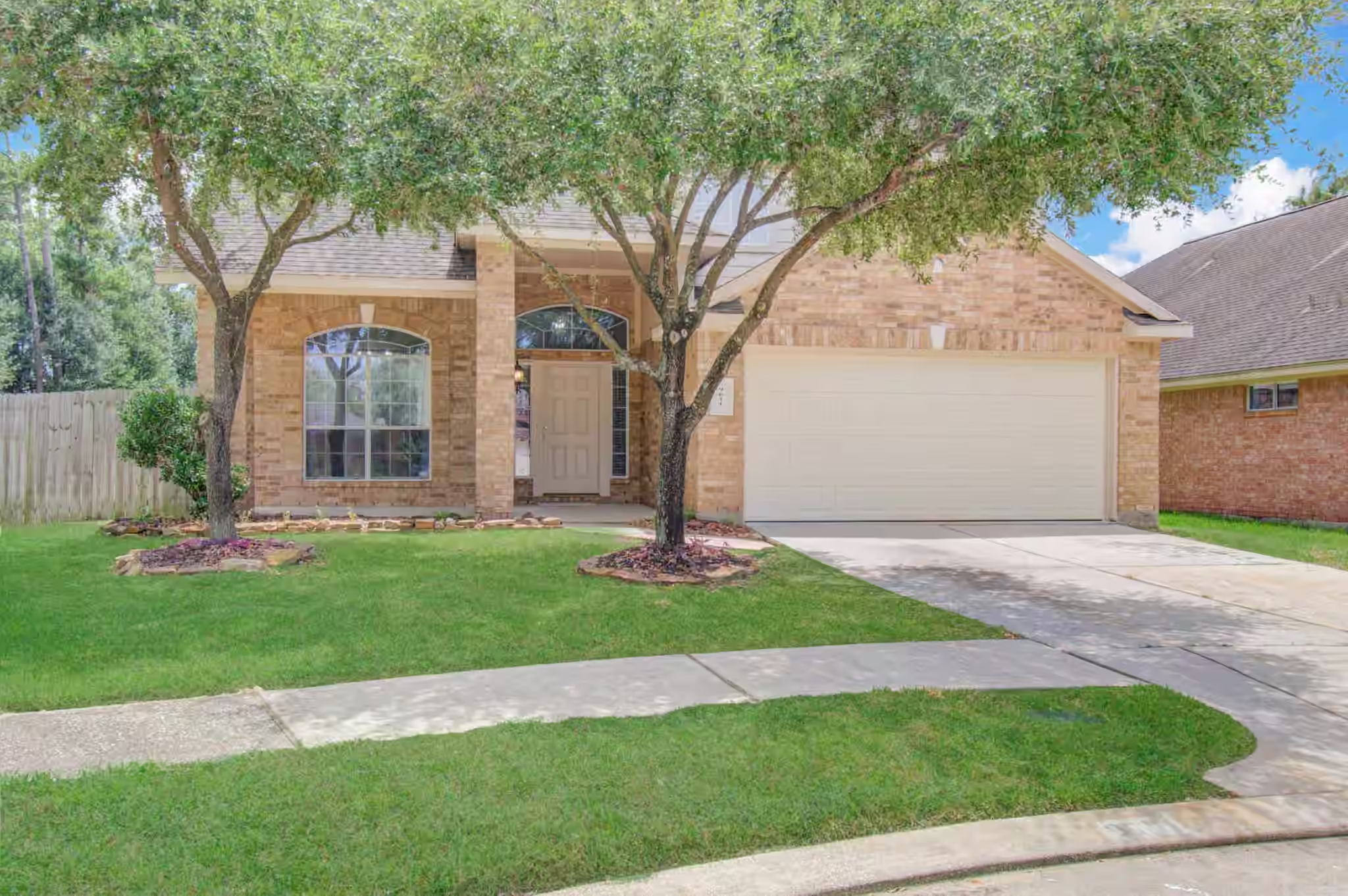 Photo 3 of 9611 Babbling Spring Court, Tomball, TX