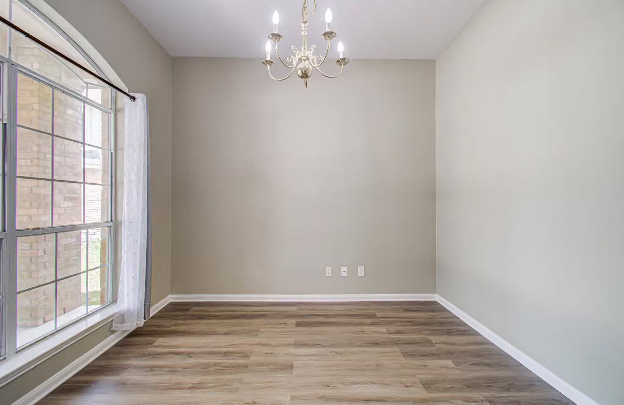 Photo 6 of 9611 Babbling Spring Court, Tomball, TX