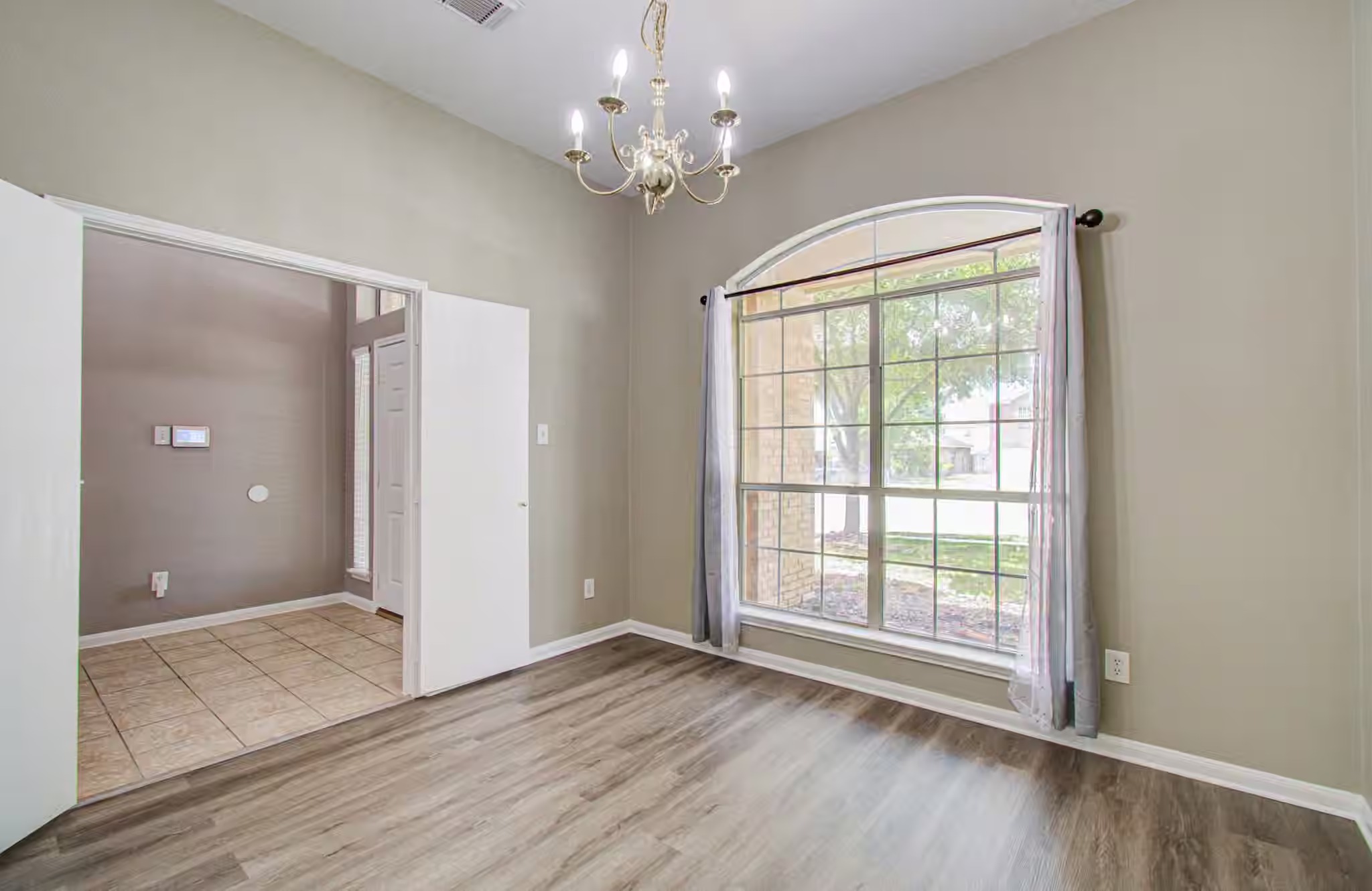 Photo 7 of 9611 Babbling Spring Court, Tomball, TX