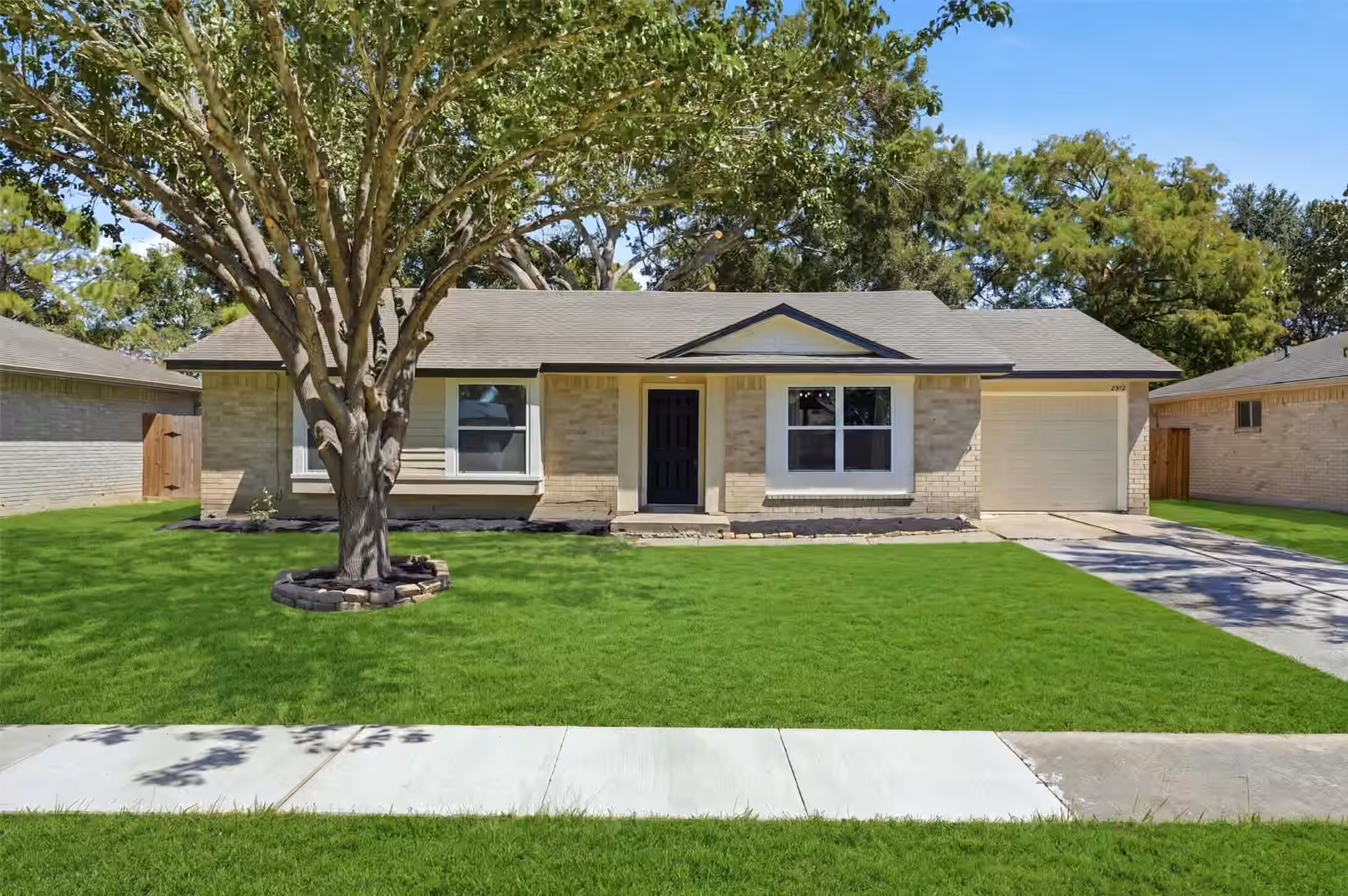 Photo 3 of 2512 Gettysburg Drive, League City, TX