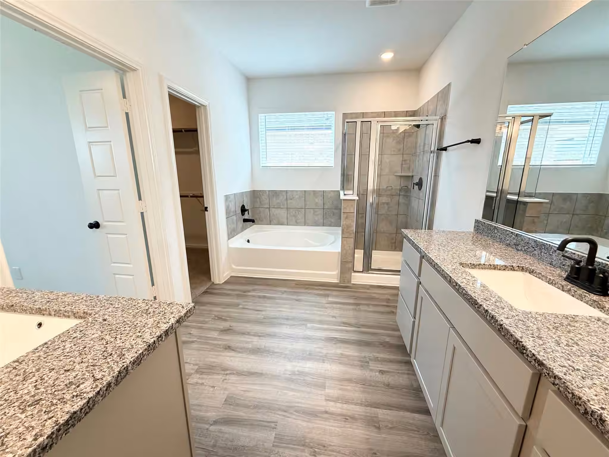 Photo 7 of 2814 Rockwood Drive, Iowa Colony, TX