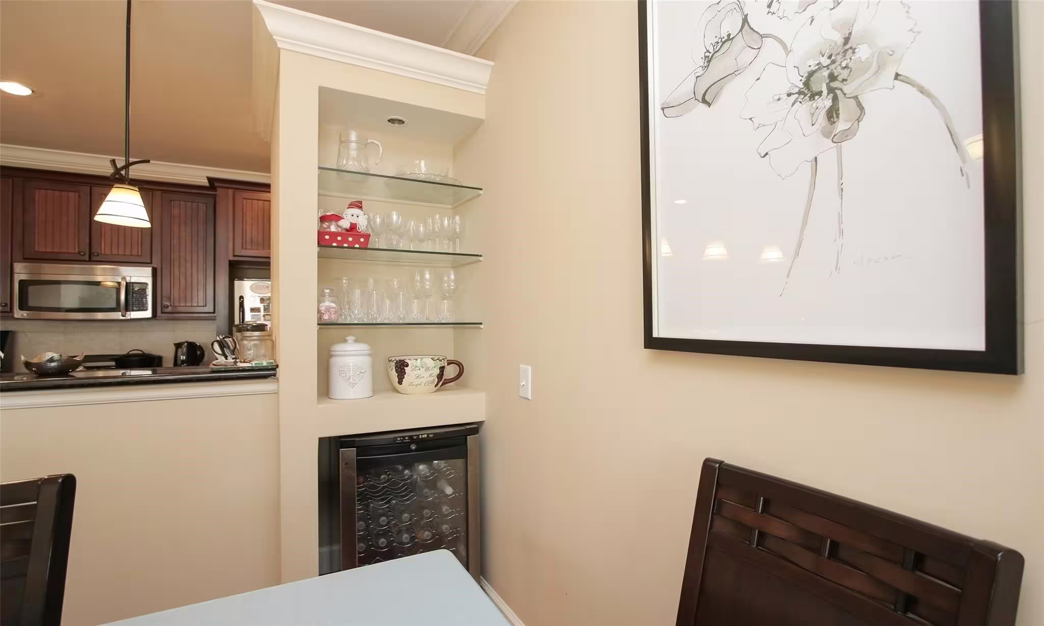 Photo 7 of 2203 Dorrington Street 208, Houston, TX