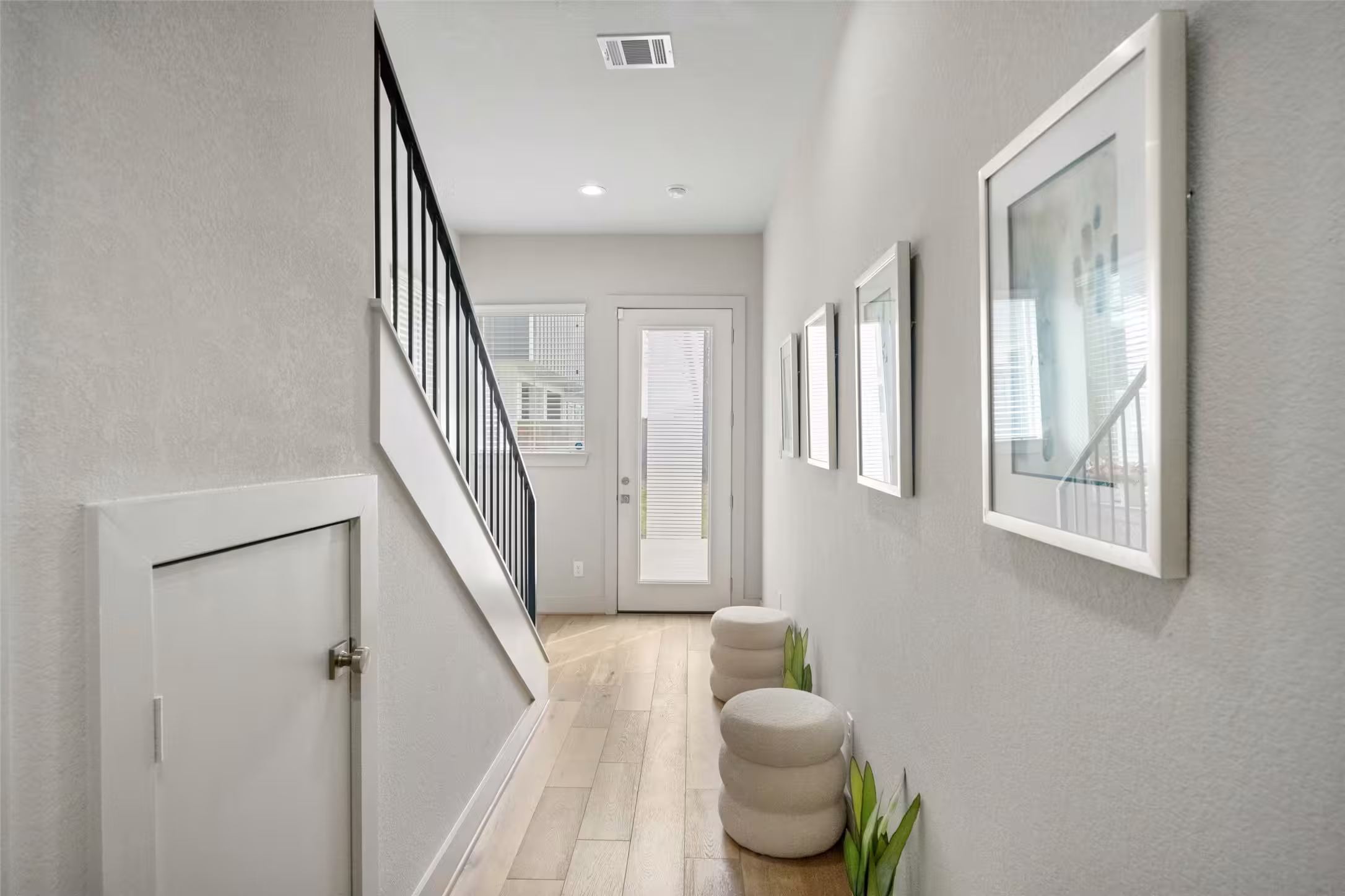Photo 4 of 5237 Hillman Street D, Houston, TX
