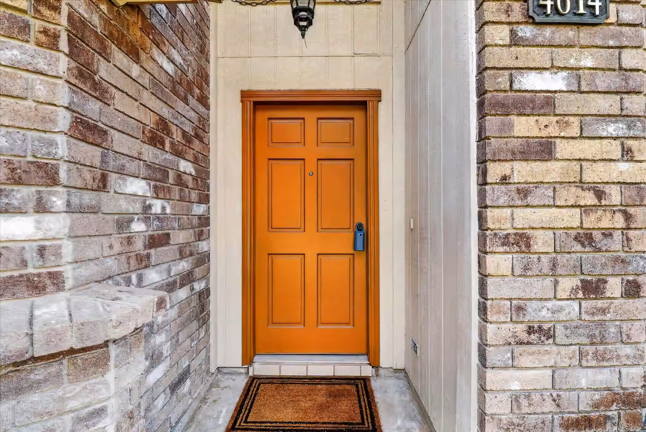 Photo 3 of 4614 Sunshine Drive, Sugar Land, TX