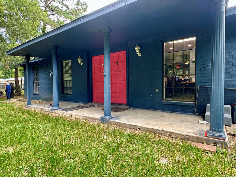 Photo 6 of 619 Lakeville Drive, Kingwood, TX