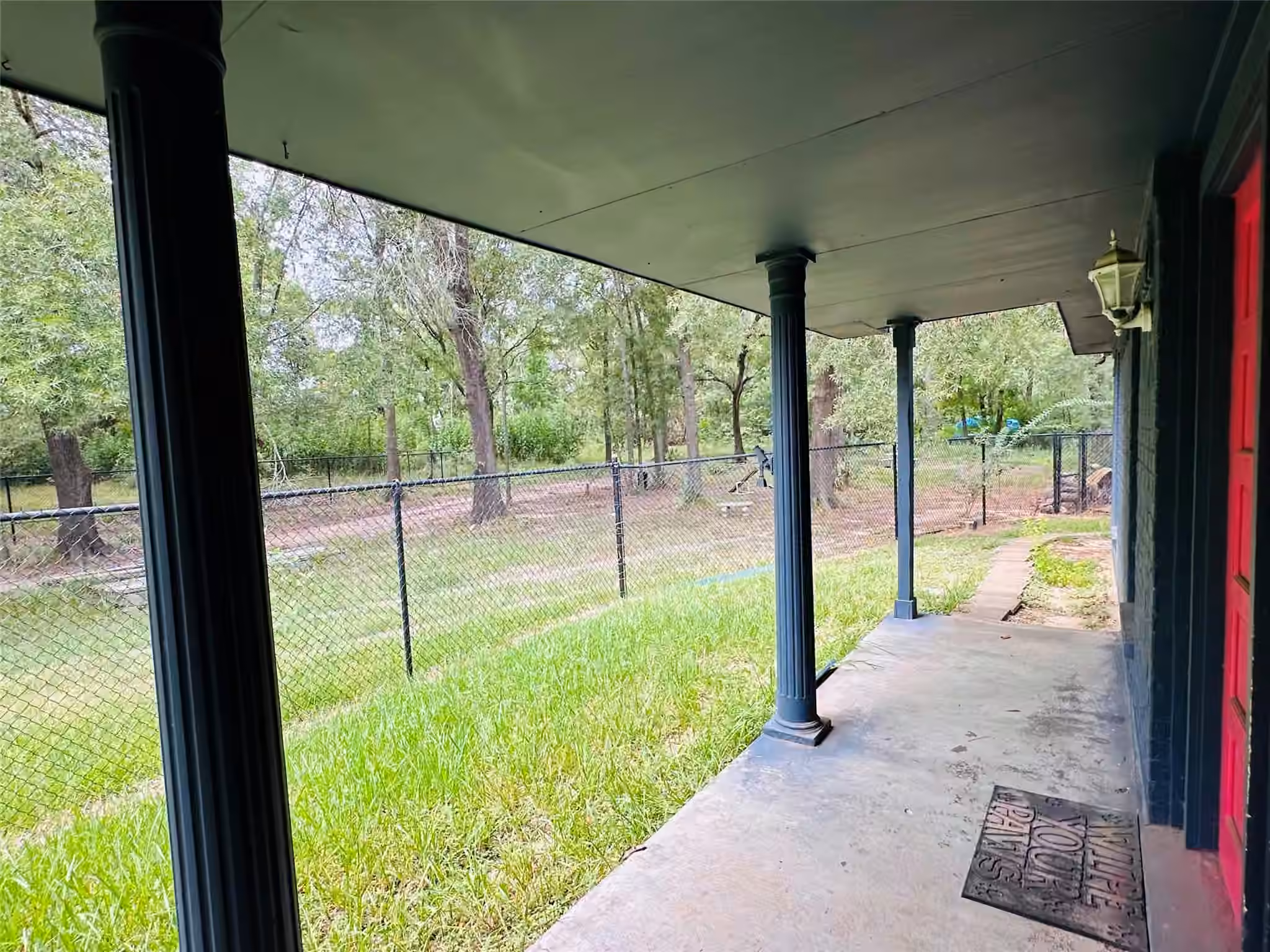 Photo 7 of 619 Lakeville Drive, Kingwood, TX