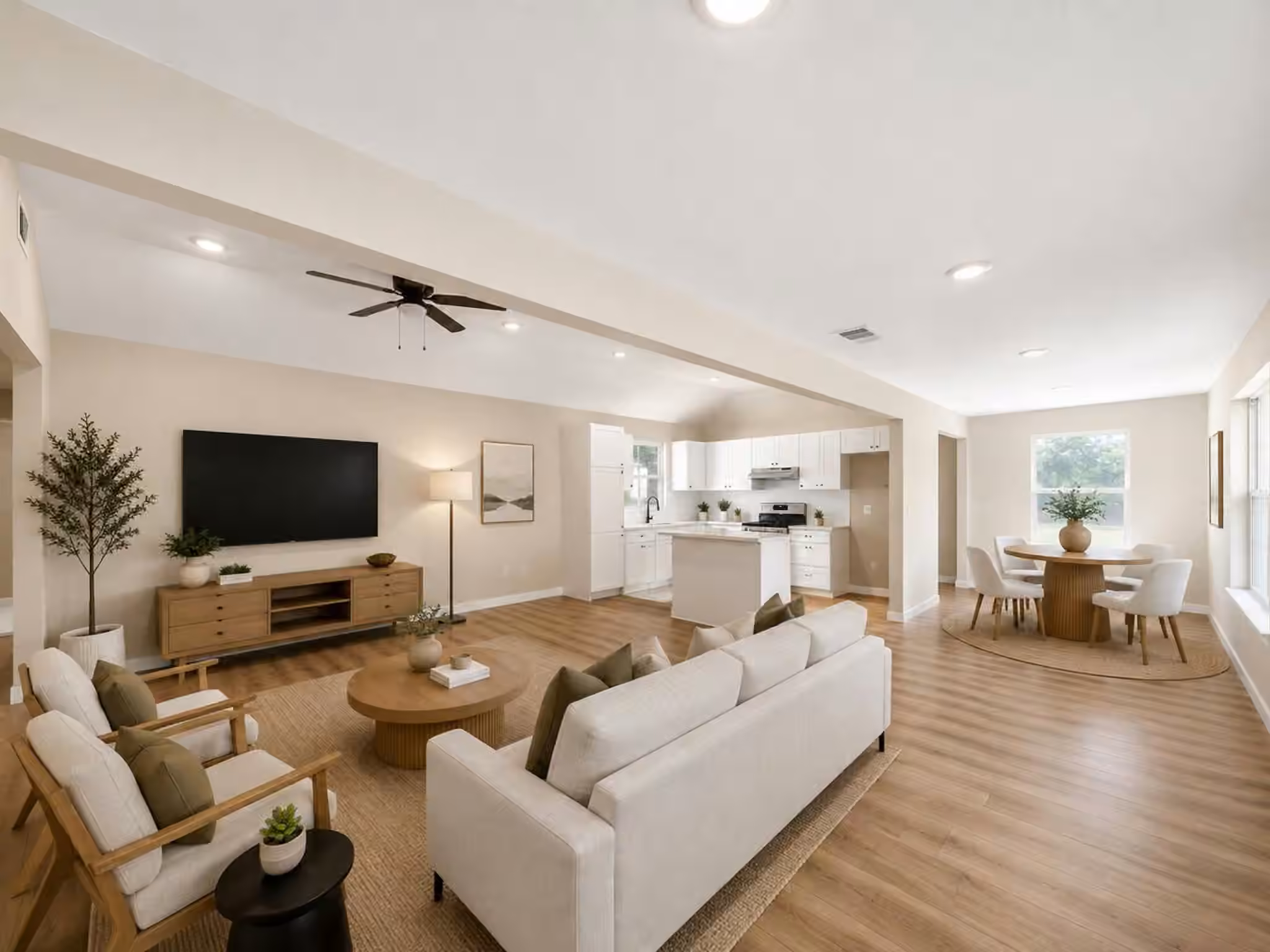 Photo 5 of 3402 W Cedar Bayou Lynchburg Road, Baytown, TX