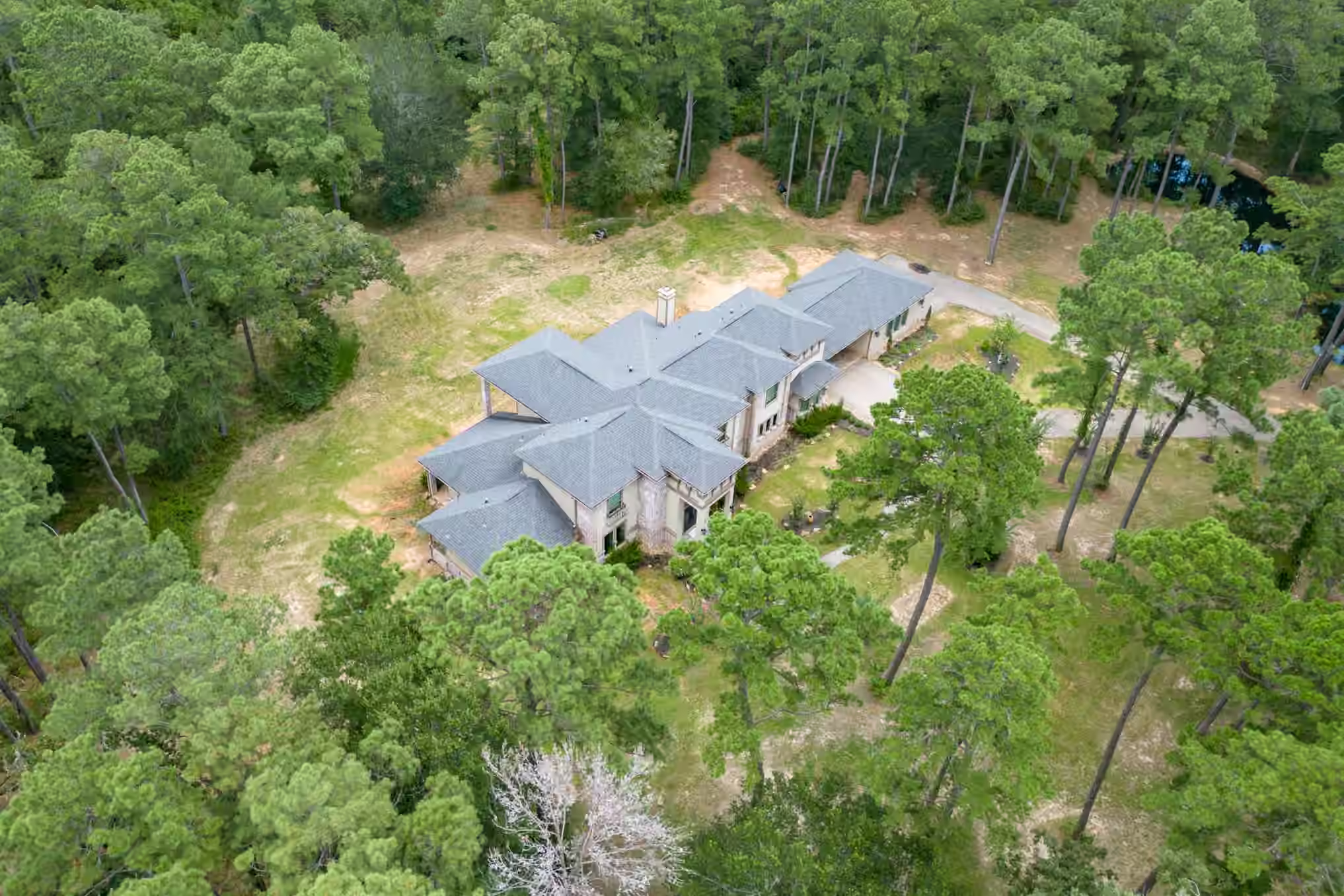 Photo 4 of 22932 Nichols Sawmill Road, Hockley, TX
