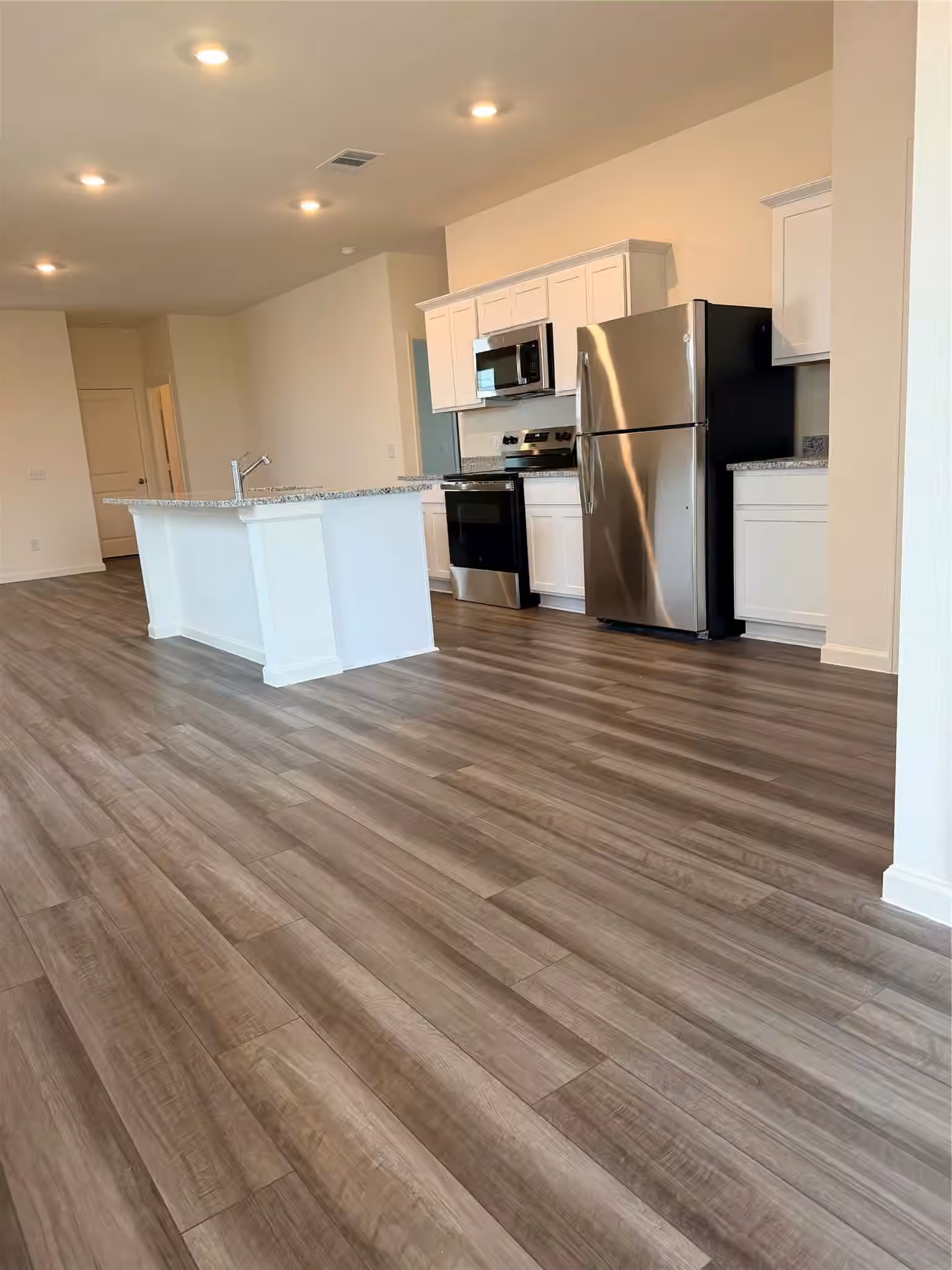Photo 3 of 8334 Vacek Crossing Way, Richmond, TX