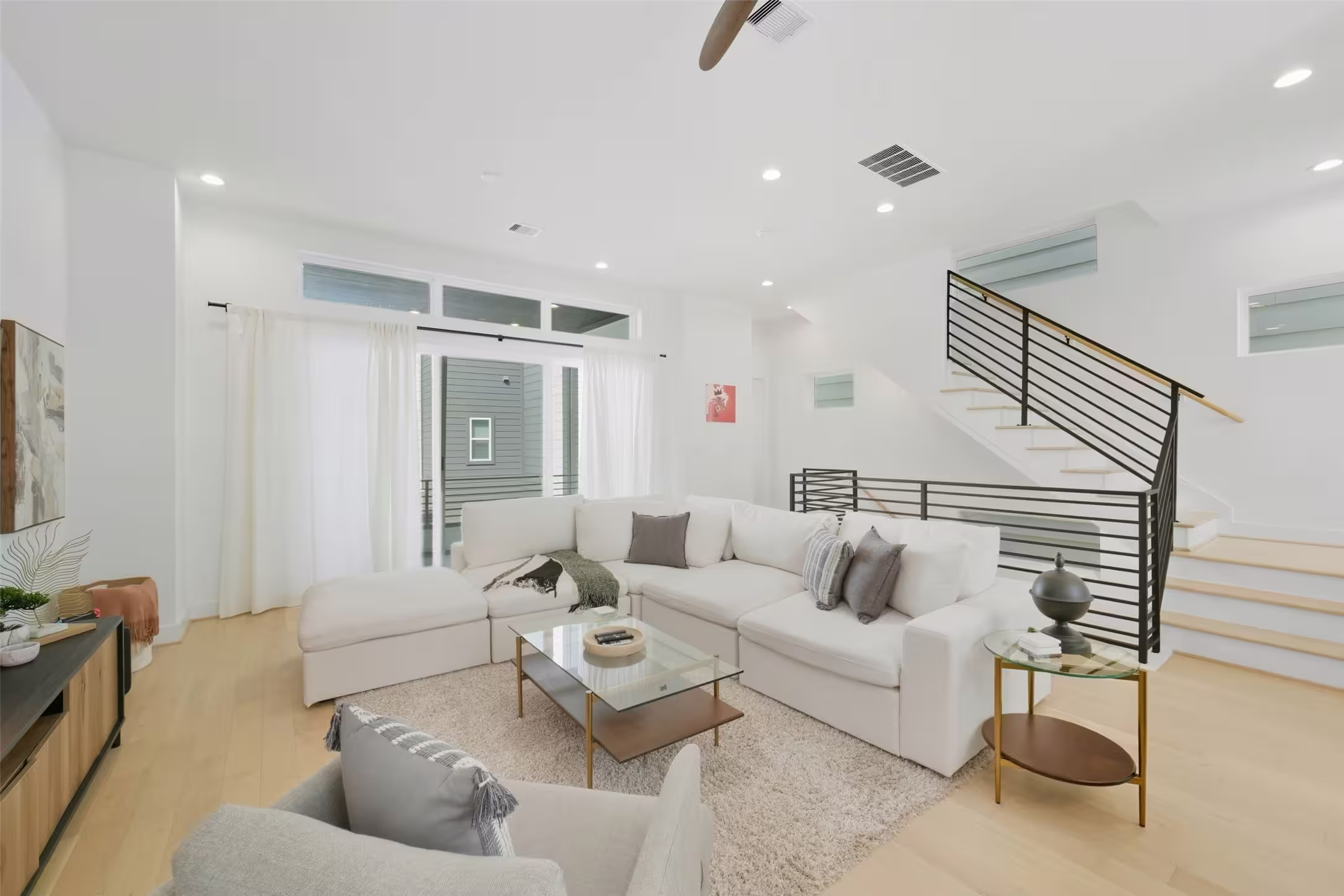 Photo 6 of 3006 Lamar Street, Houston, TX