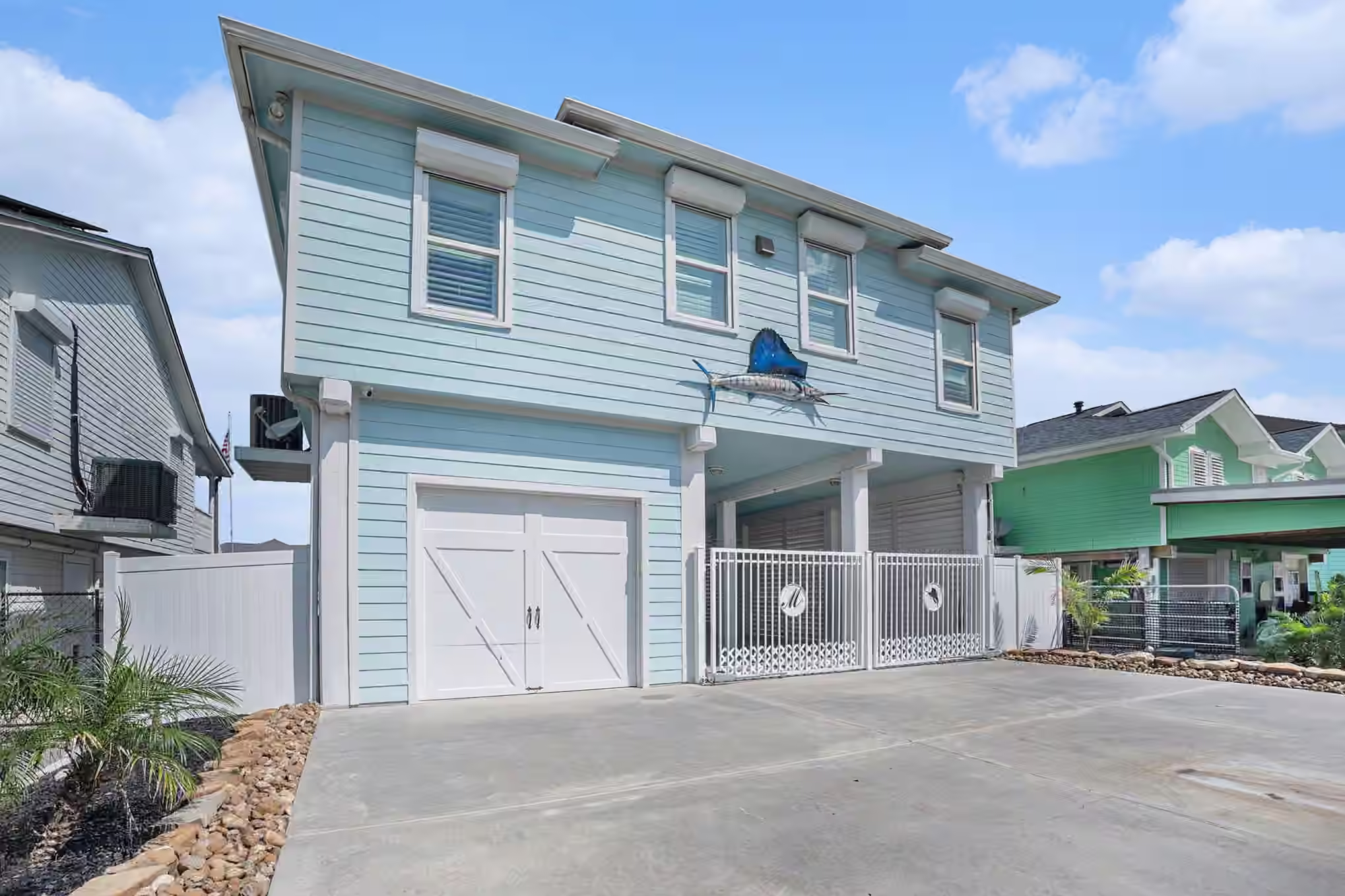Photo 3 of 1171 Sailfish Street, Bayou Vista, TX