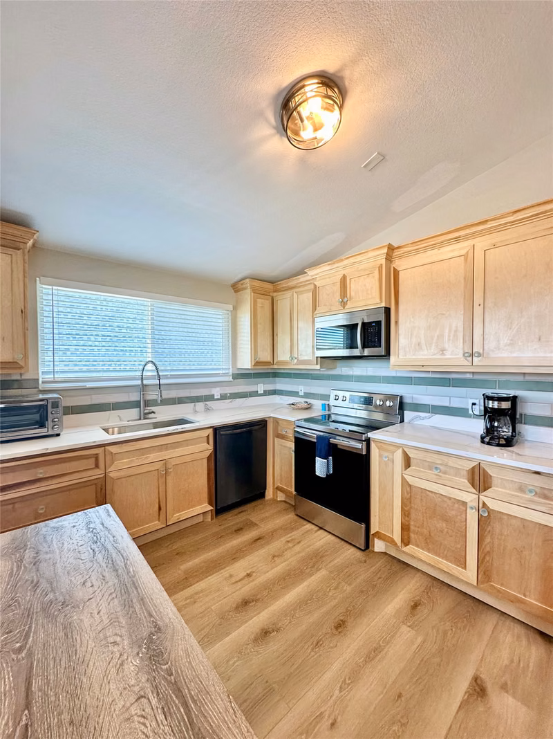 Photo of 12908 John Reynolds Road, Galveston, TX