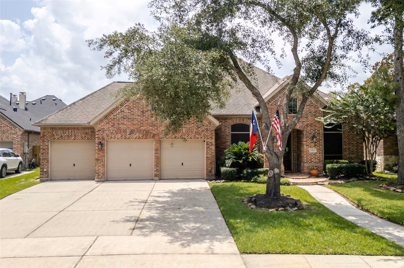 Photo of 11910 Lake Mead Lane, Humble, TX 77346