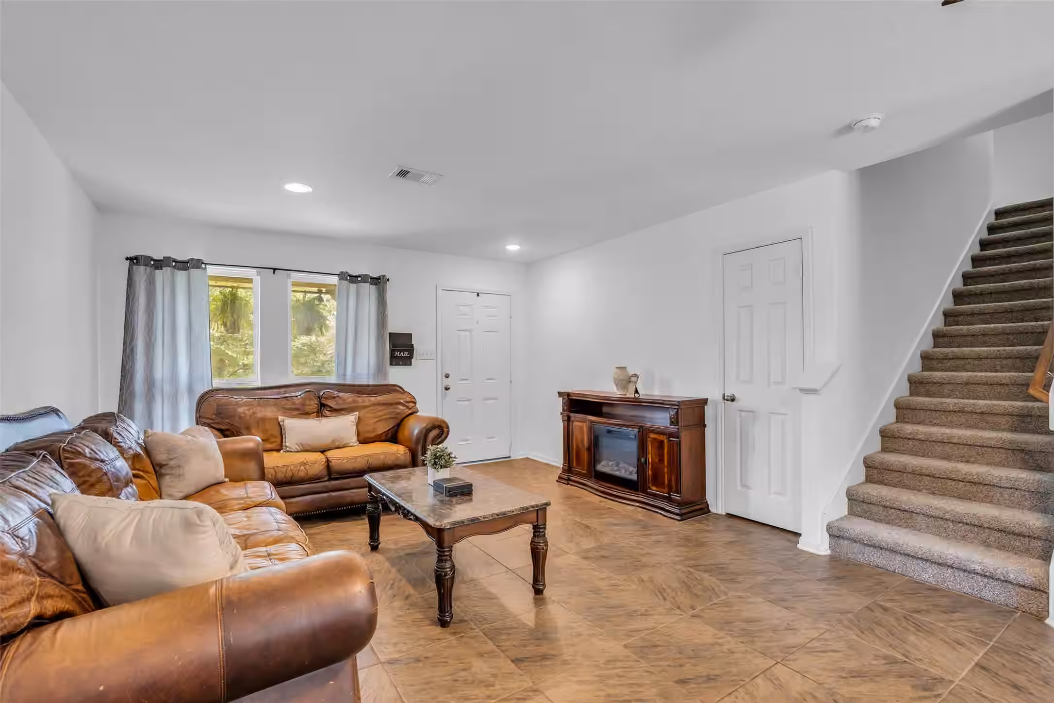 Photo 6 of 16718 Warbler Drive, Conroe, TX
