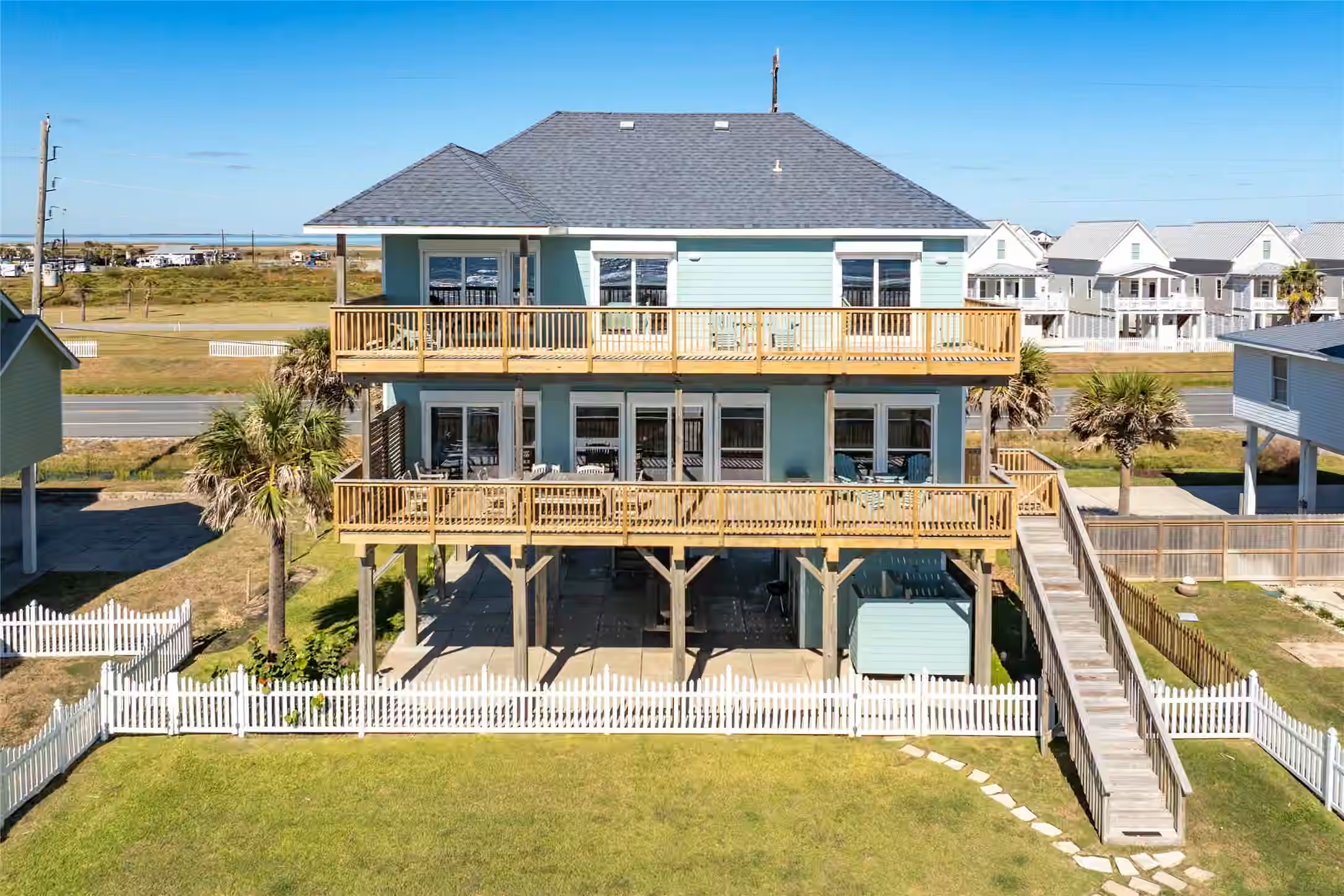 Photo of 23607 Termini San Luis Pass Road, Galveston, TX 77554