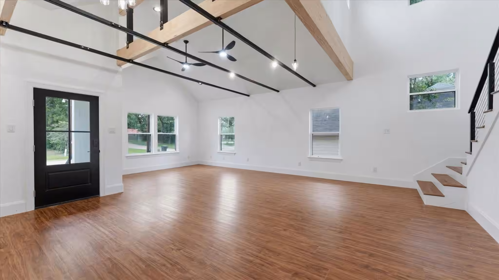 Photo 3 of 10802 Fairview Drive, Conroe, TX