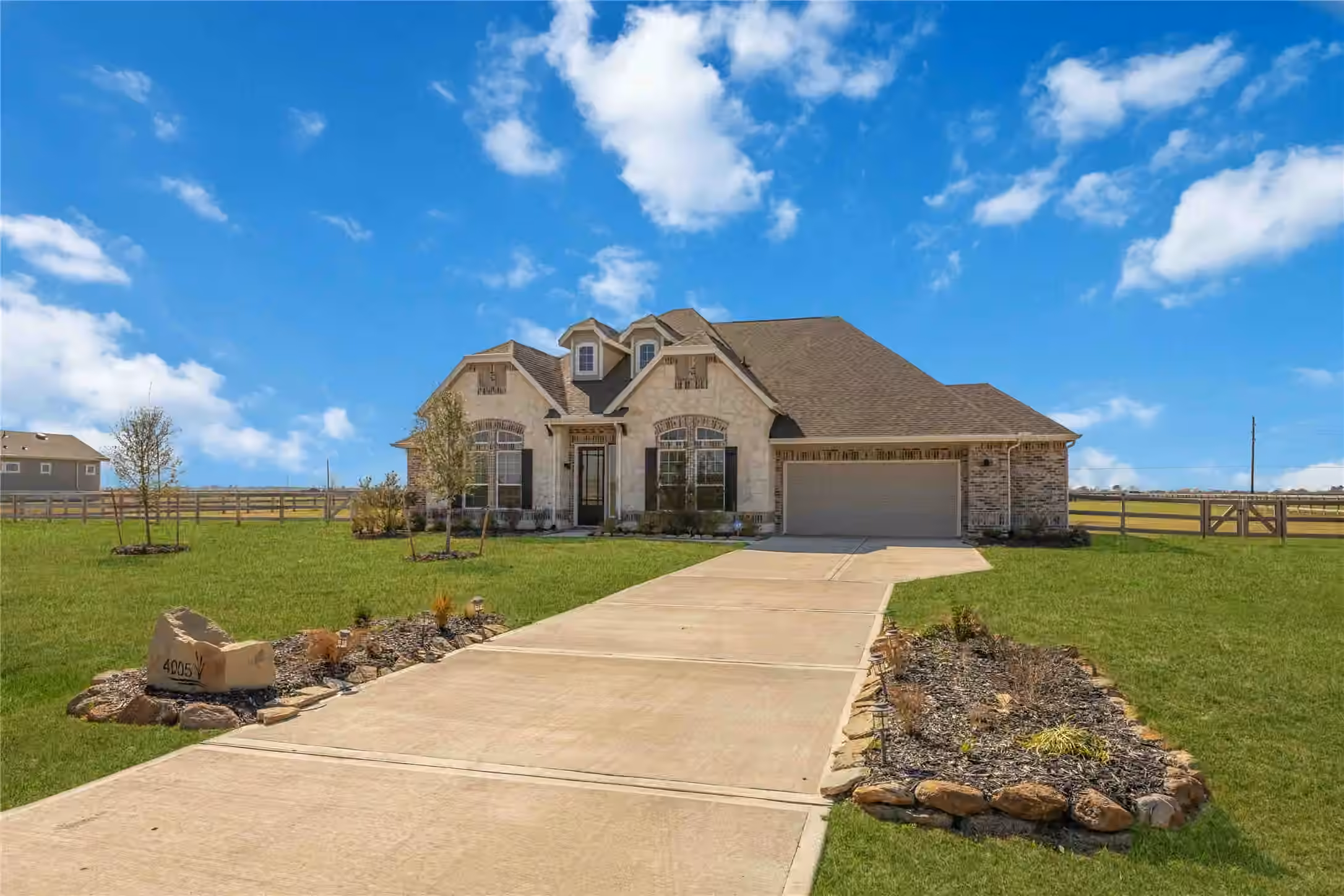 Photo 2 of 4005 Wildflower Place, Waller, TX